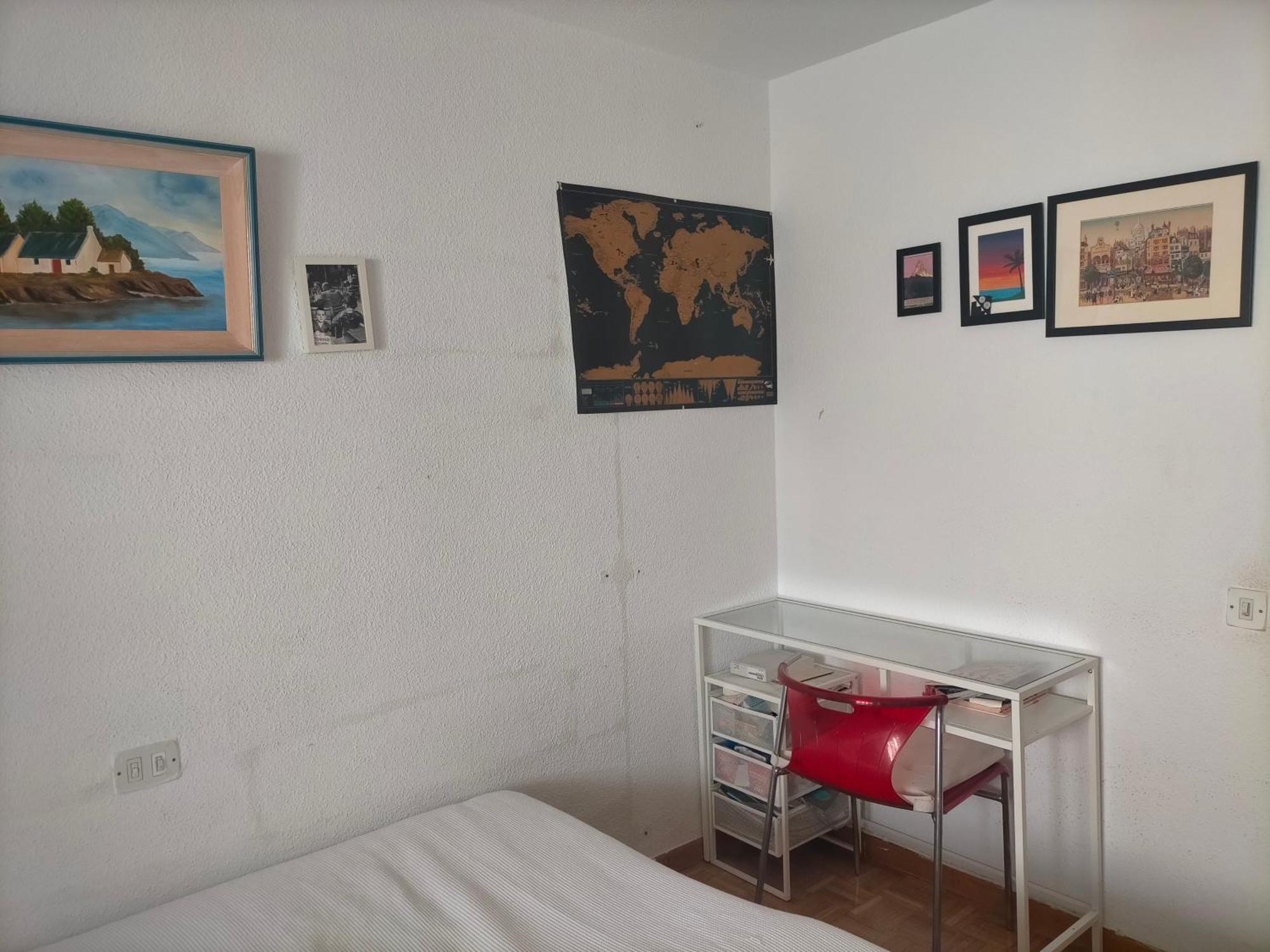 Female Only Pinar De Chamartin