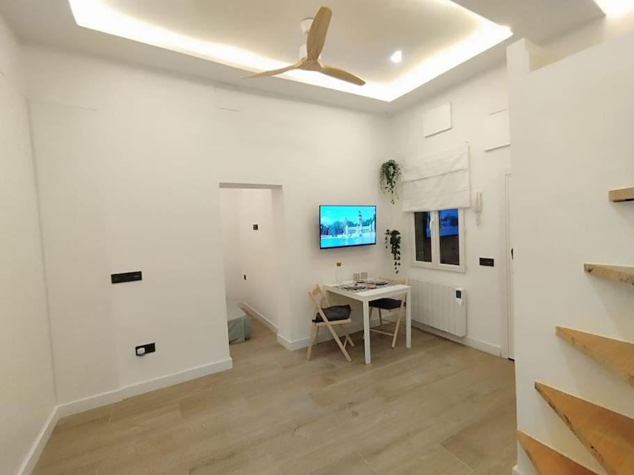 Modern Flat In Lavapies Appartamento *