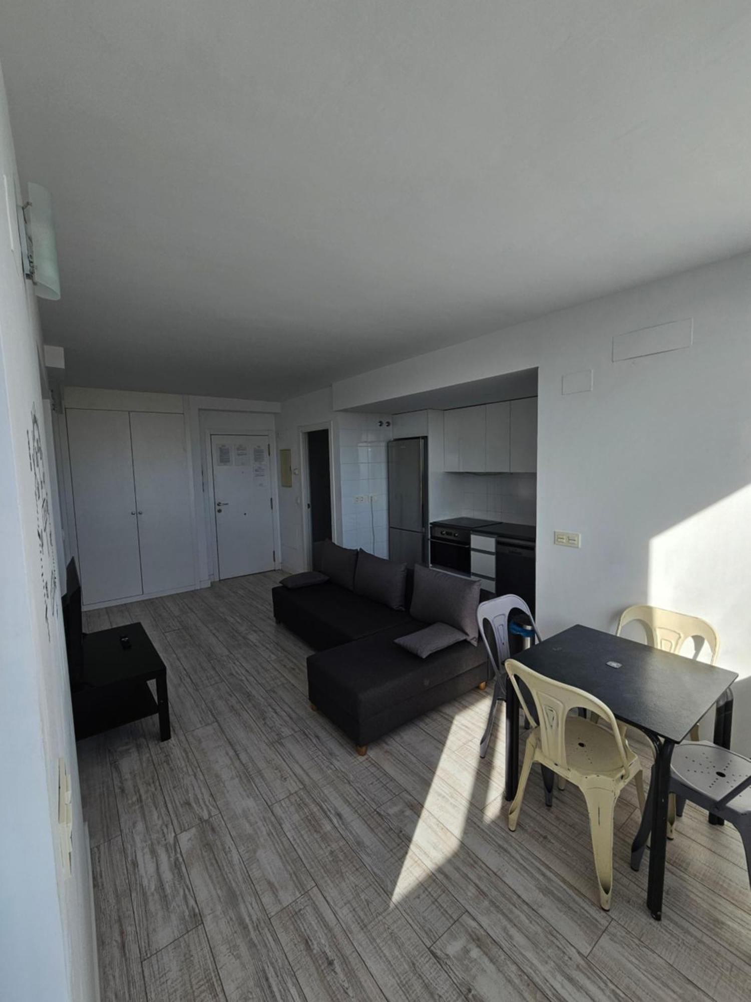 Apartamento Comodo En Madri