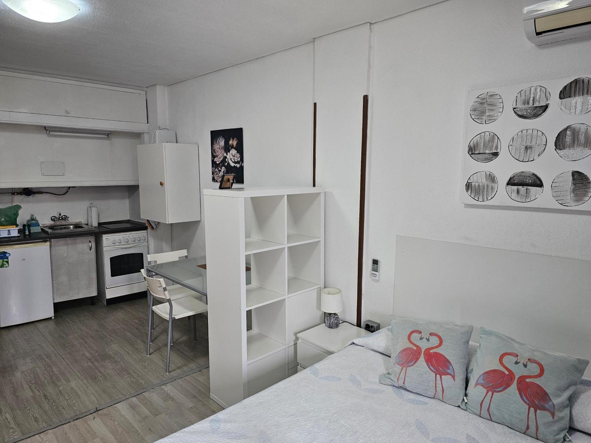 Estudio Doble Con Balcon En Centro *