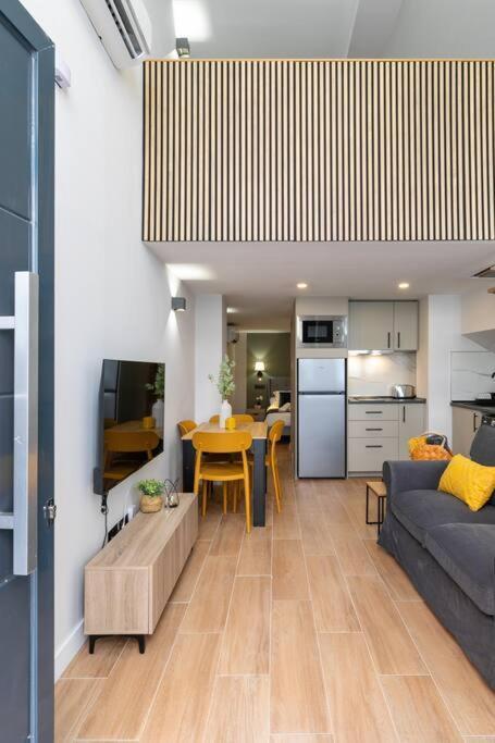 Apartamento New Duplex In Front Of Palacio Vistaalegre