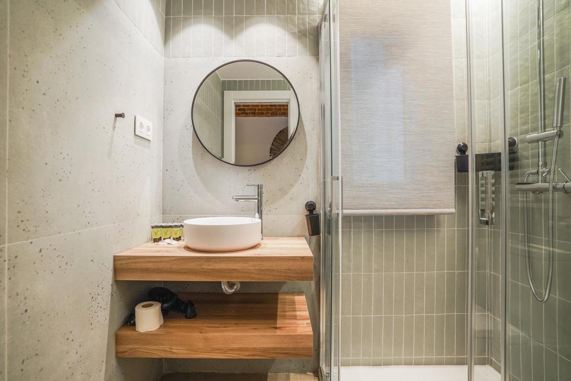 Modern Apartment-2bedrooms 1bath-cuatro Caminos Appartamento *