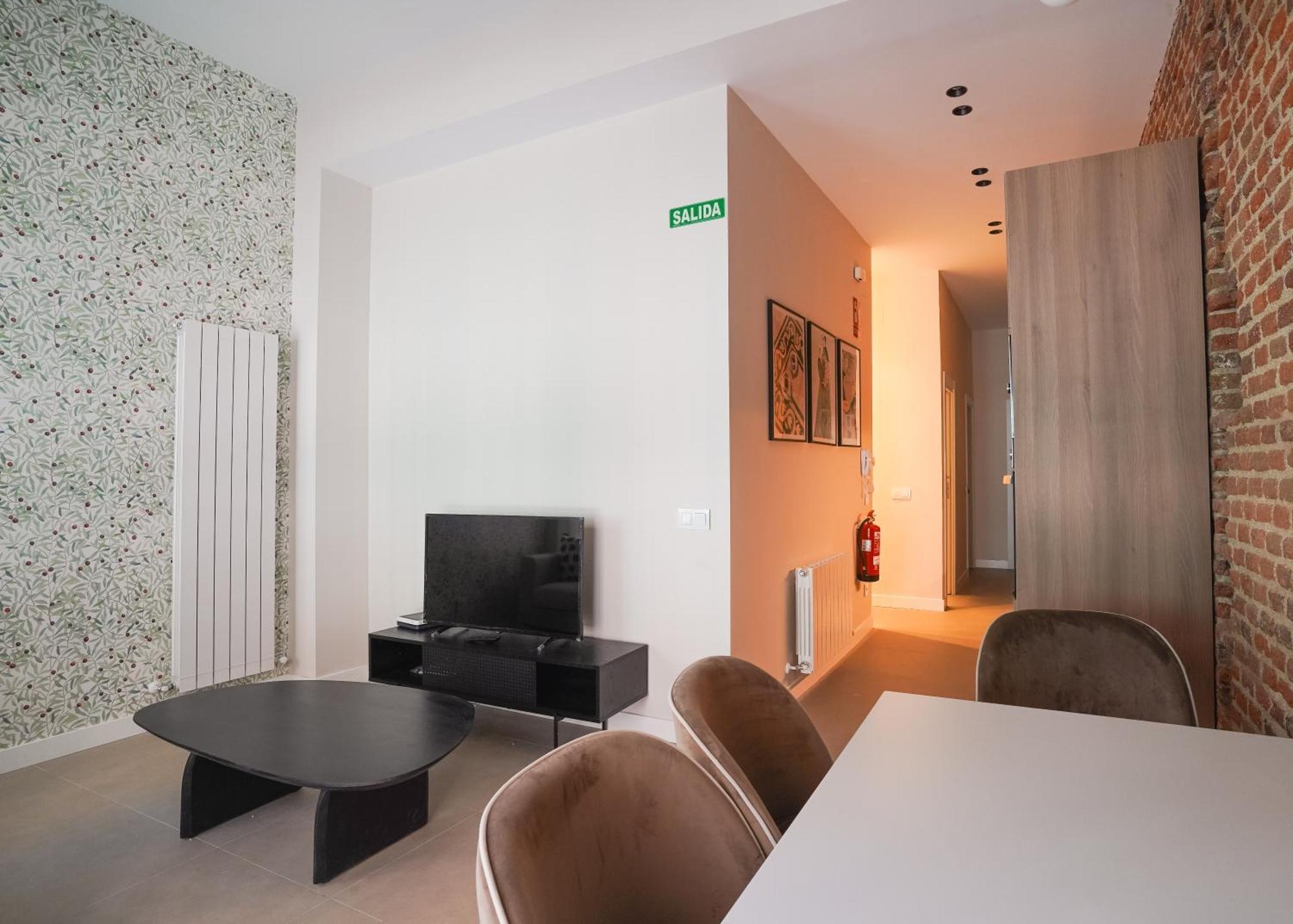 Appartamento Modern Apartment-2bedrooms 1bath-cuatro Caminos *