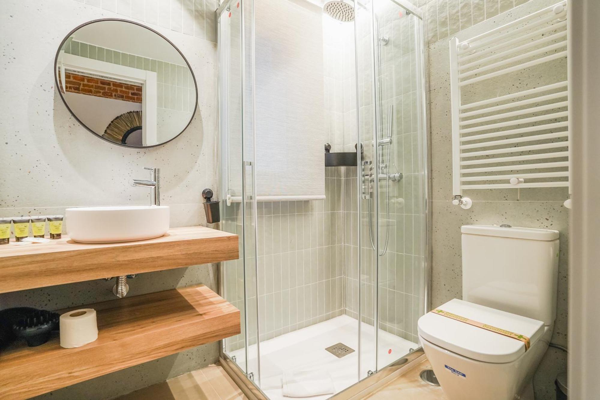 Appartamento Modern Apartment-2bedrooms 1bath-cuatro Caminos