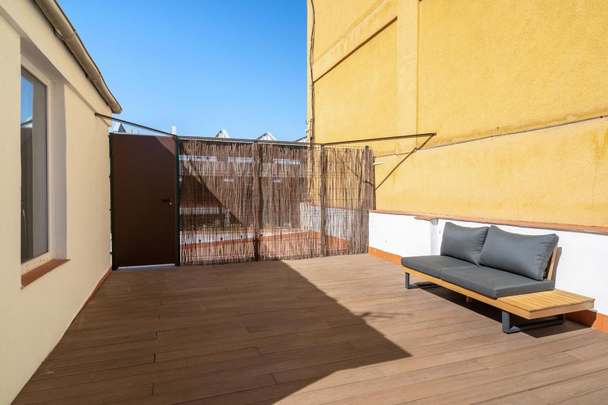 Apartamento En La Avda De La Albufera Alquiler Temporal *