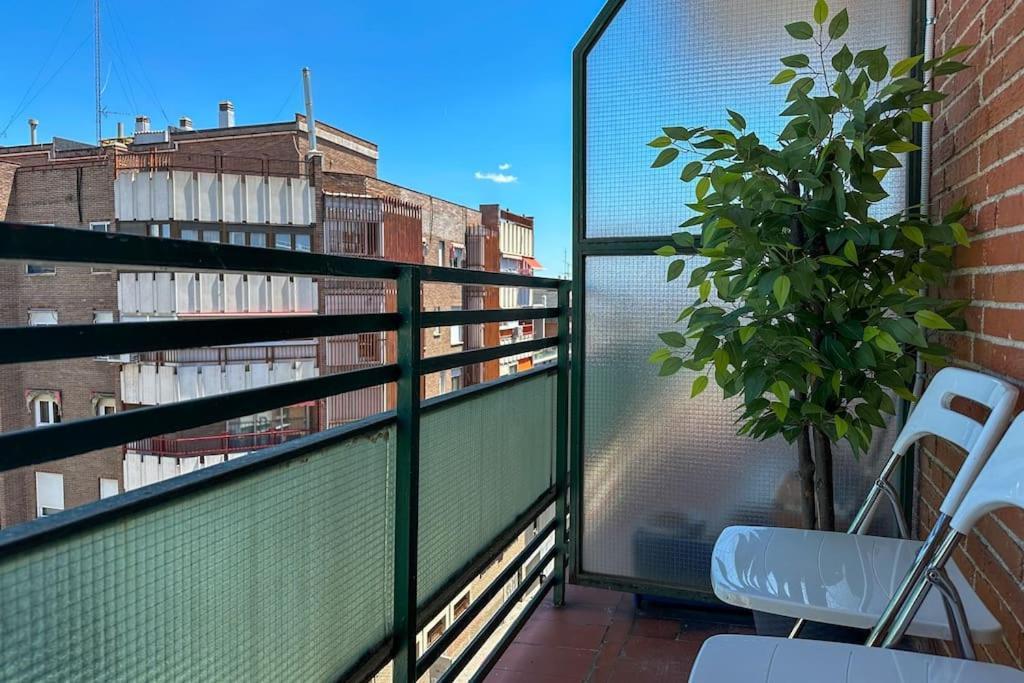 Luminoso Turistico En Chamartin Apartamento