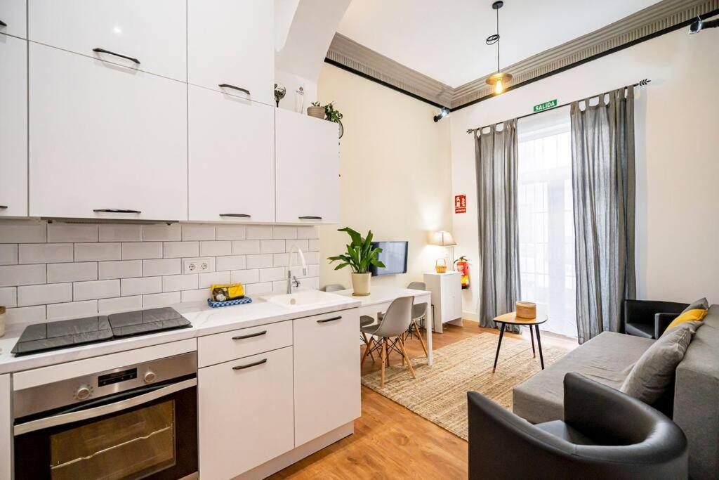 Chamberi - Quiet Flat, Ideal For Families Cas Apartment Madrid