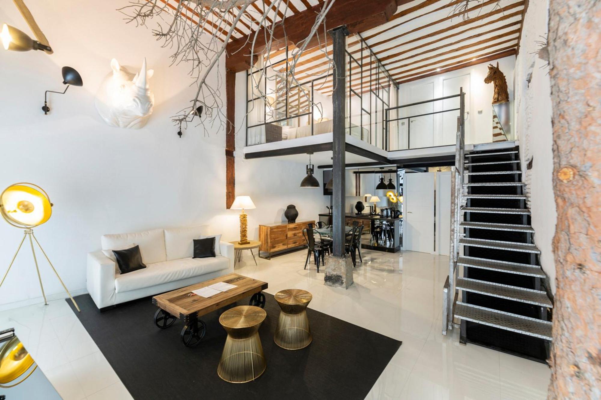 Amazinn Places Gran Via Loft * Madrid