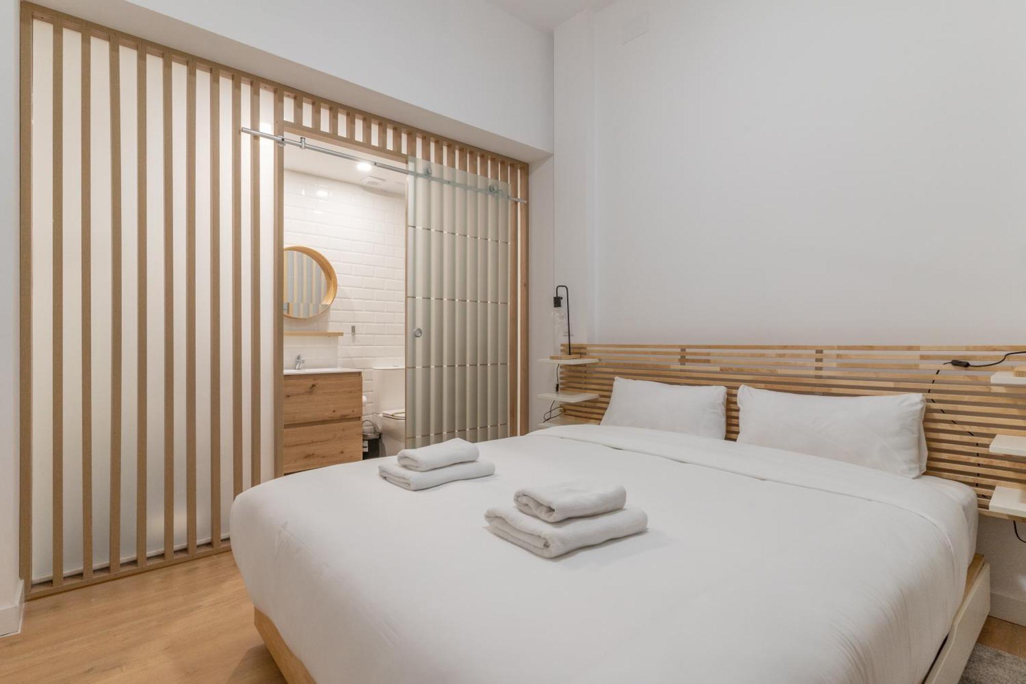 Modern Duplex-2bedrooms 3baths-palacio Apartamento