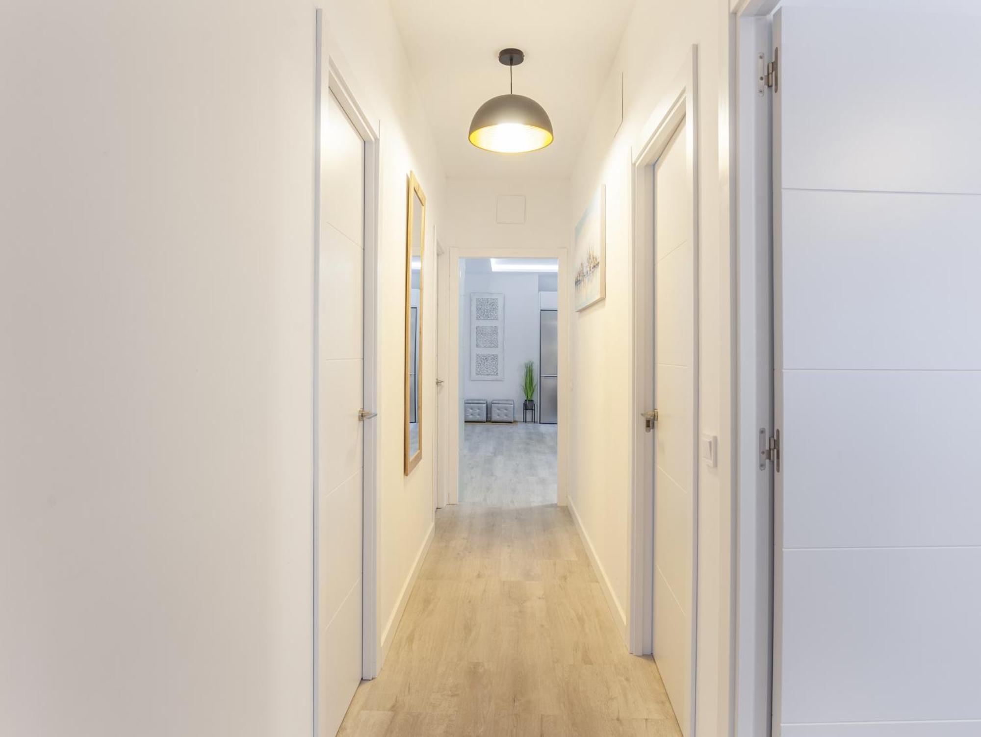 Mit House Artes Exclusive En * Madrid