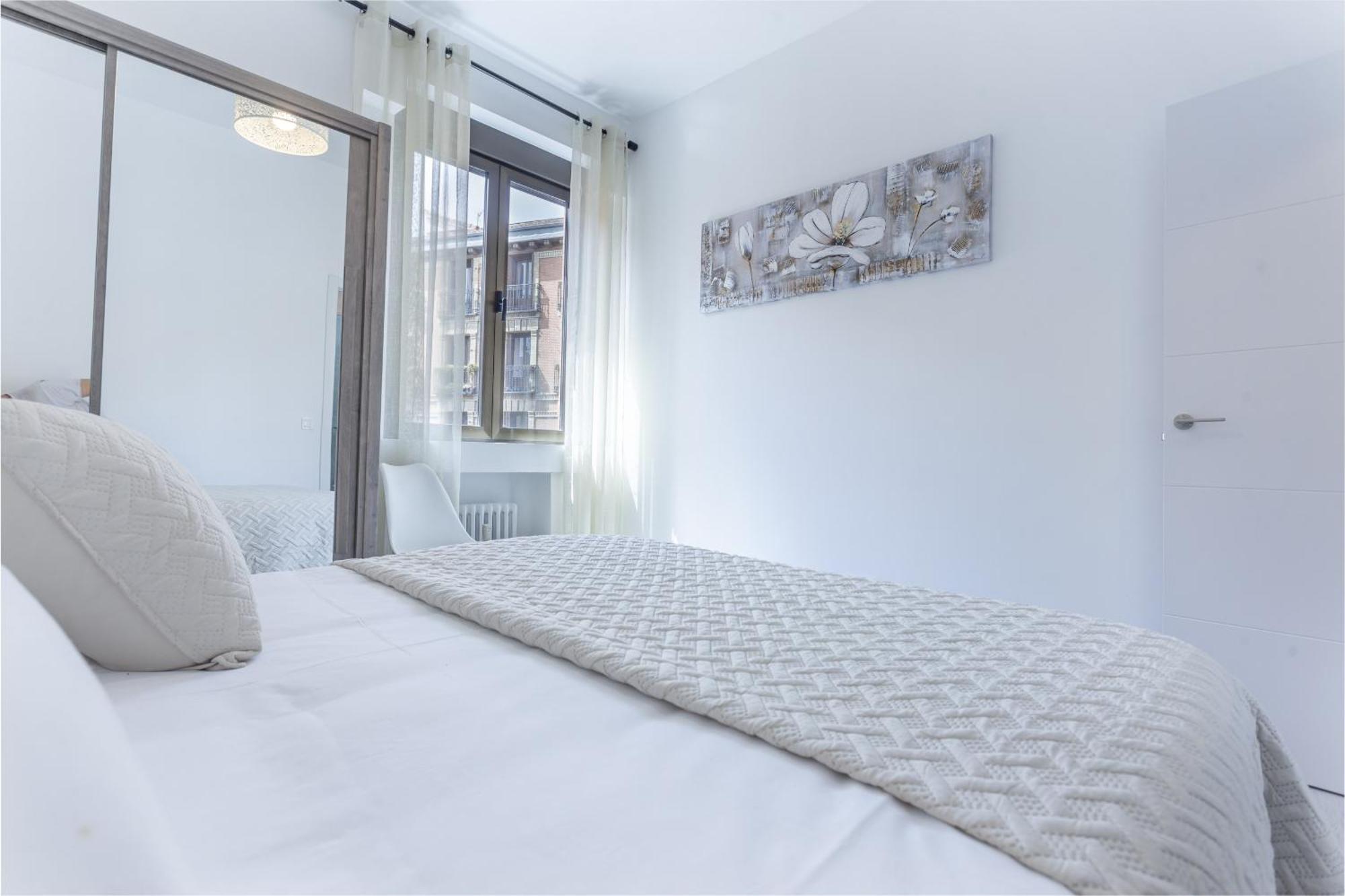 Mit House Artes Exclusive En * Madrid