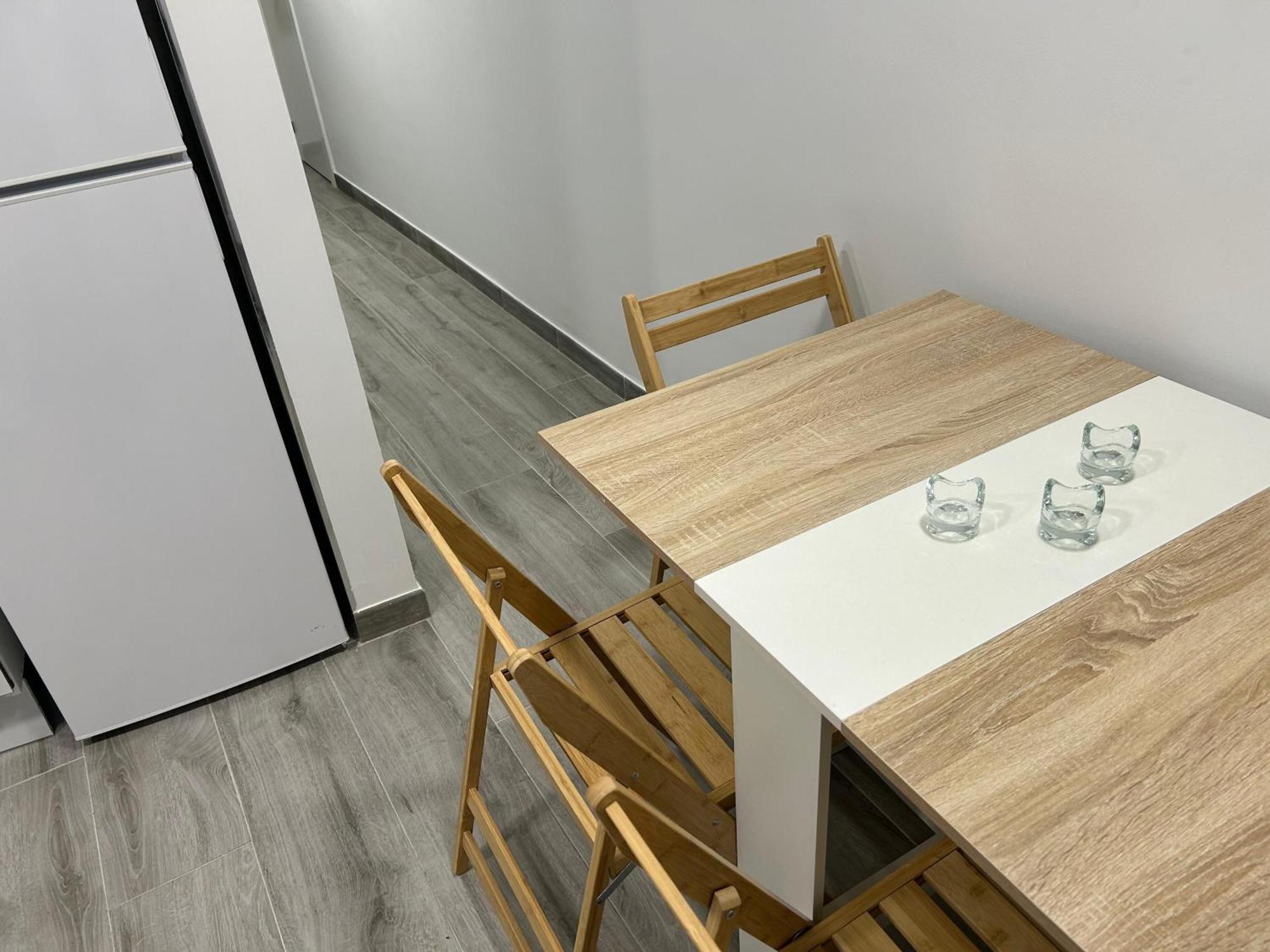 A Unos Pasos A Paseo Del Prado Apartamento *
