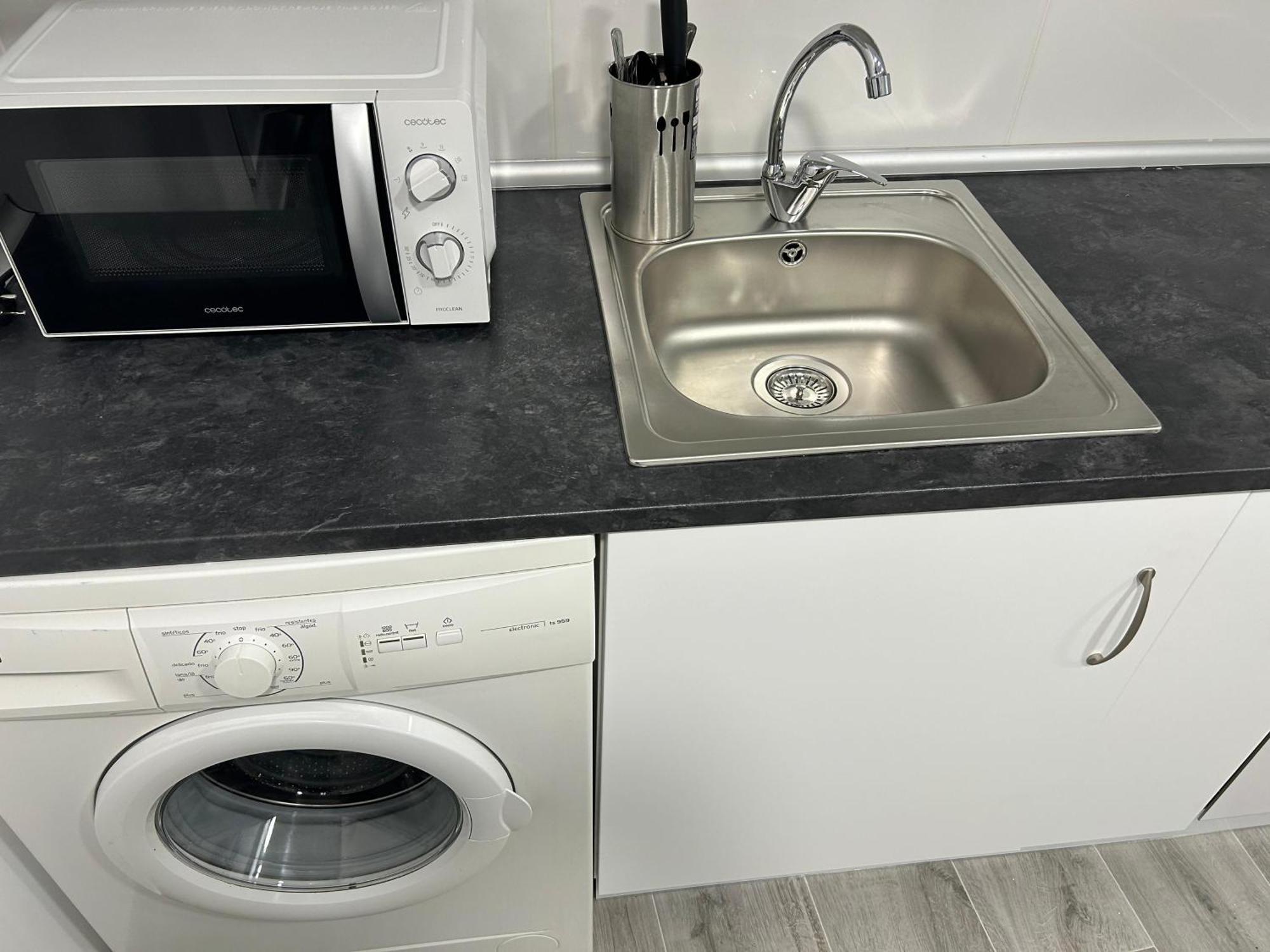 Apartamento A Unos Pasos A Paseo Del Prado