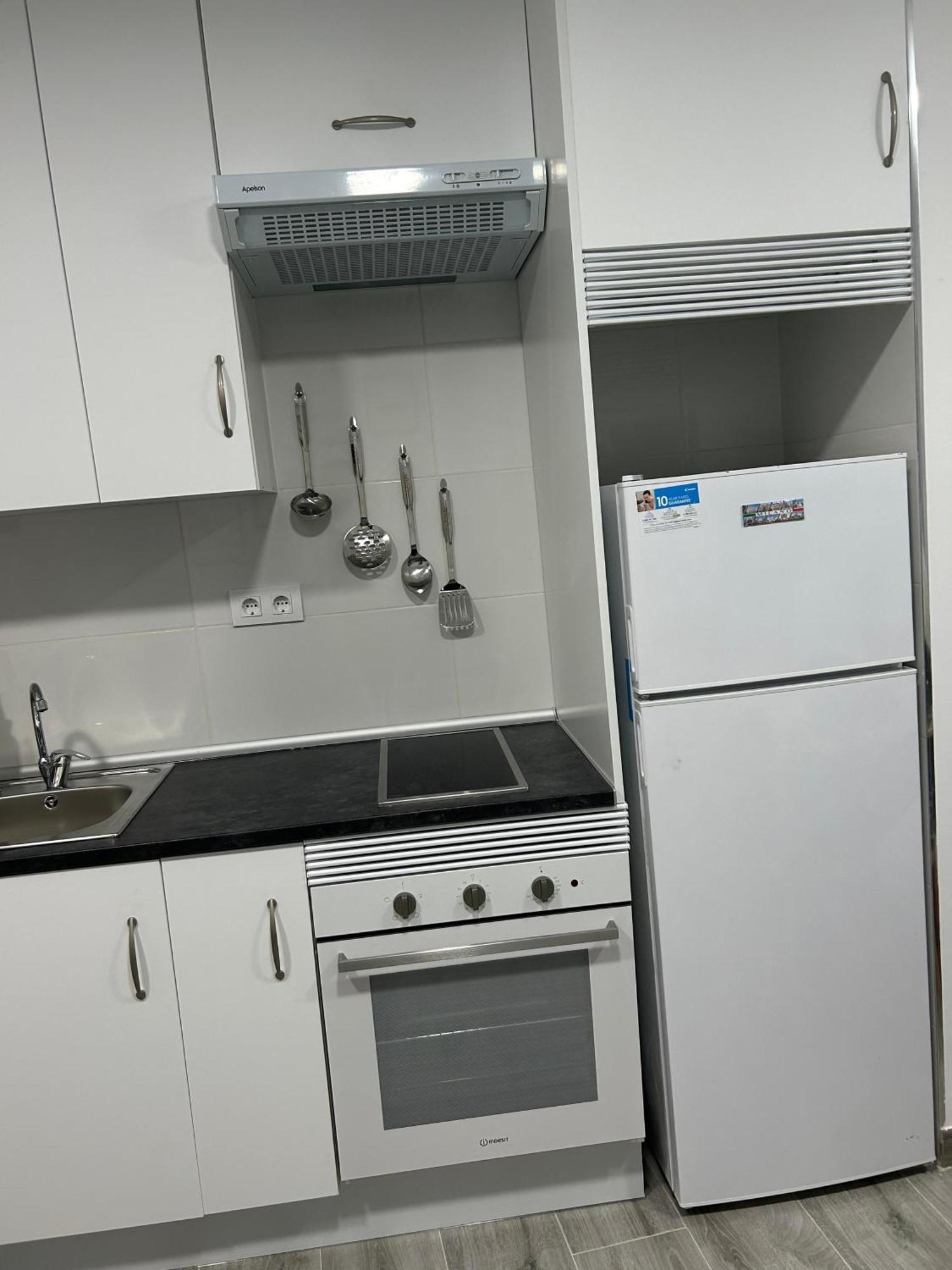 Apartamento A Unos Pasos A Paseo Del Prado Madrid
