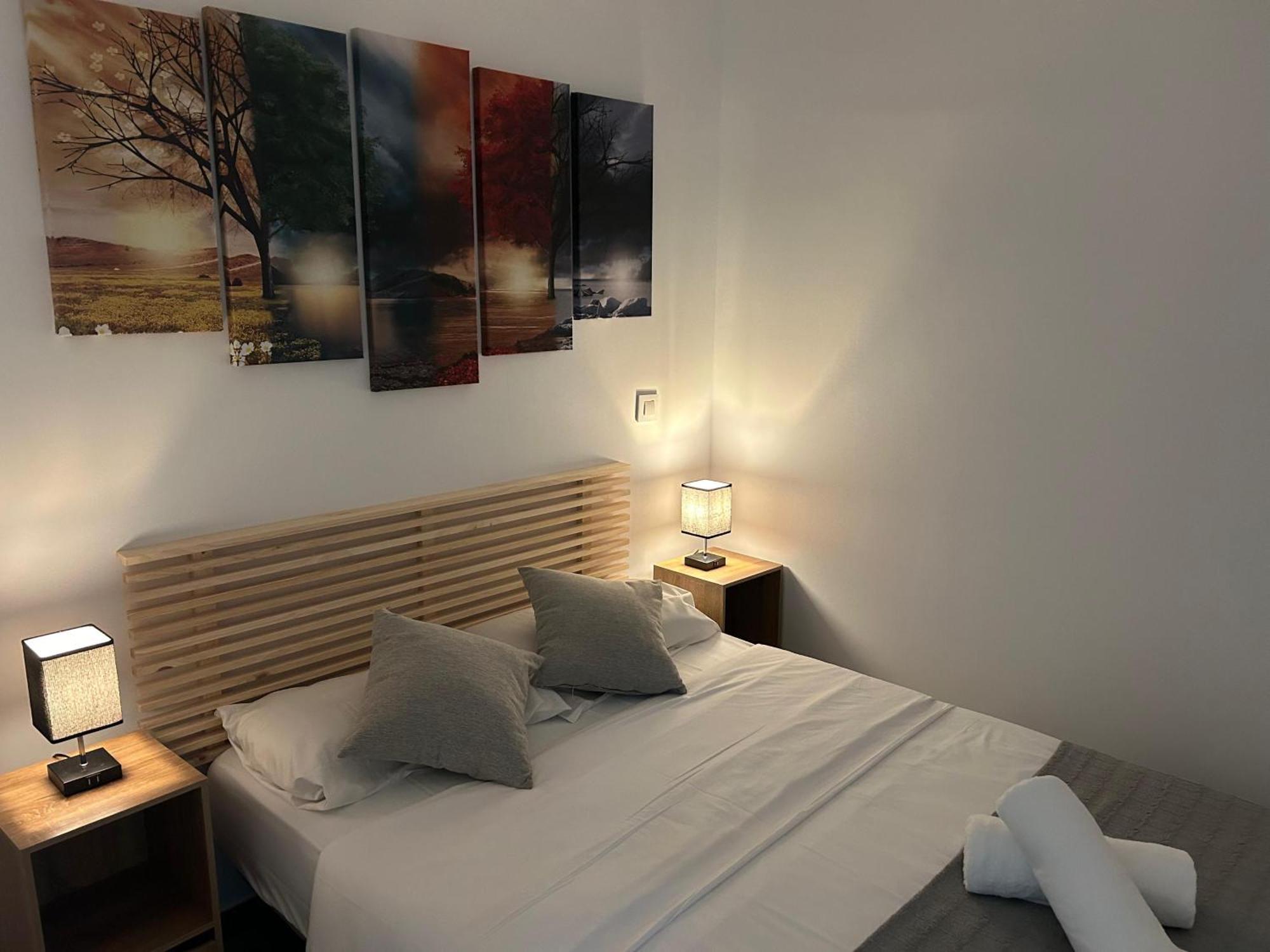 A Unos Pasos A Paseo Del Prado Apartamento *