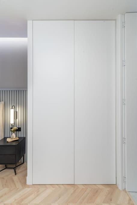 Centro Xvi Calle Tetuan 3br 3bh Apartamento