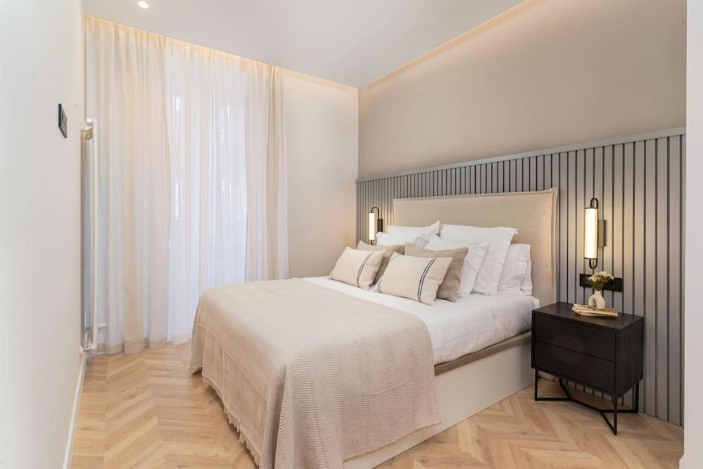 Centro Xvi Calle Tetuan 3br 3bh Apartamento
