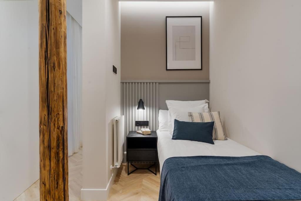 Apartamento Centro Xvi Calle Tetuan 3br 3bh
