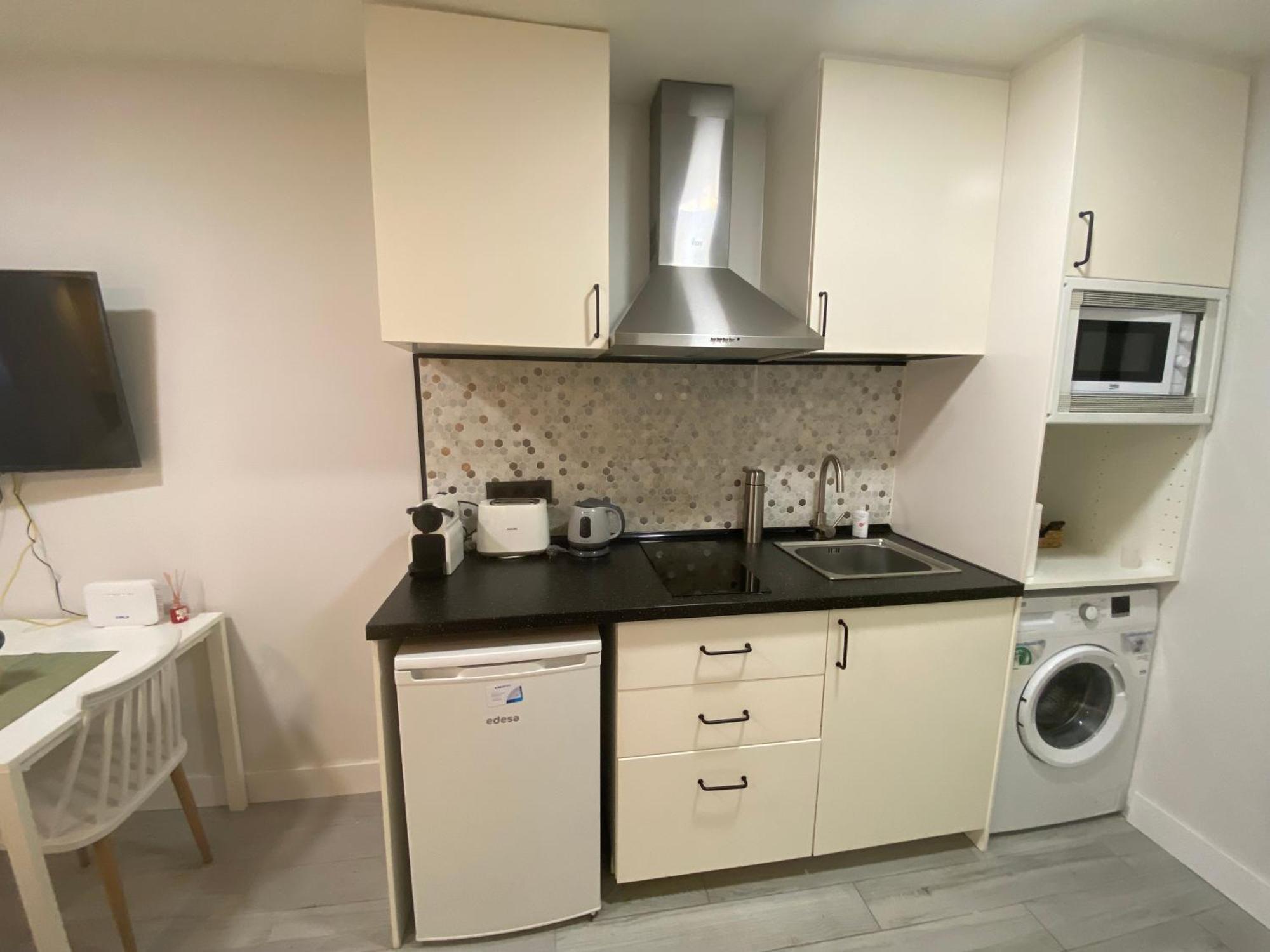 Studio, Cerca De El Rastro De Appartement