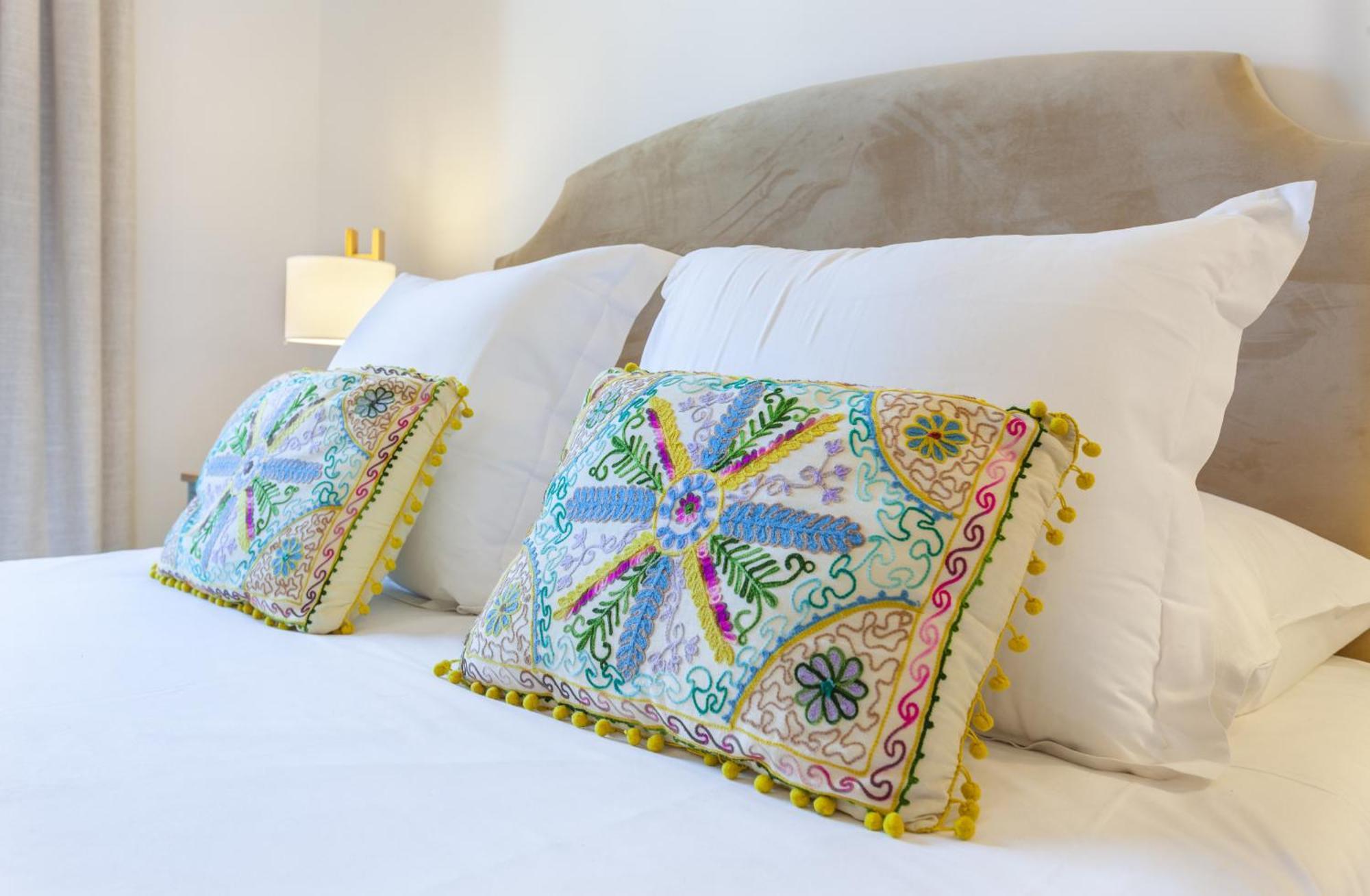Cibeles Luxe In *
