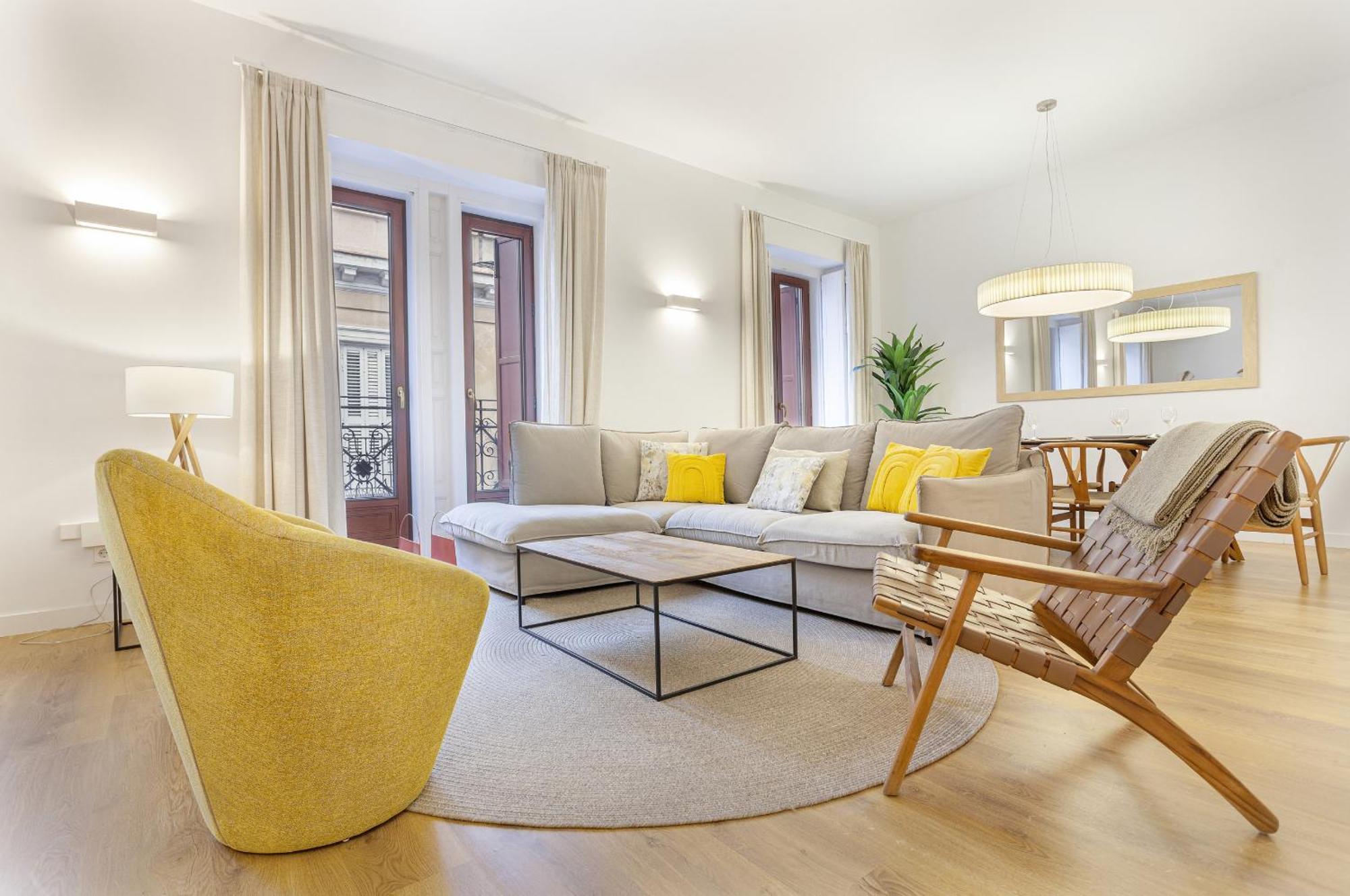 Cibeles Luxe In Apartment