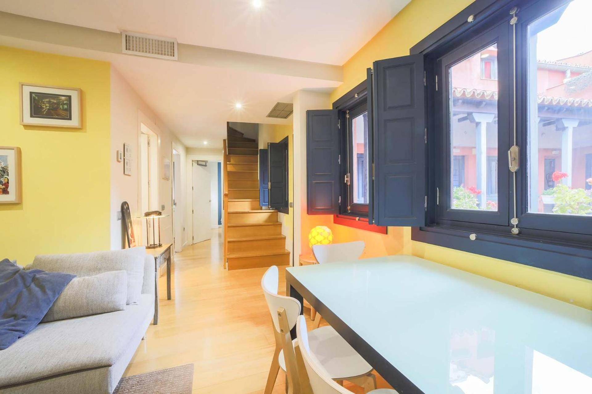 Two Bedroom Plaza Mayor By Sharingco *
