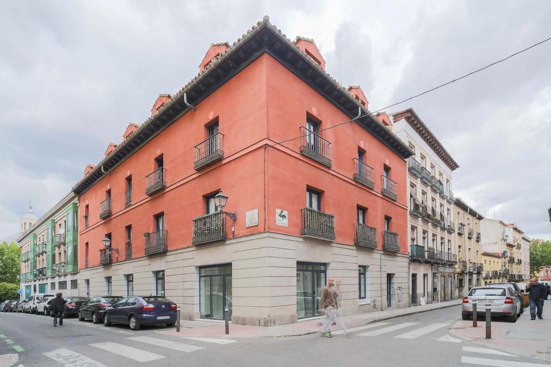 Two Bedroom Plaza Mayor By Sharingco