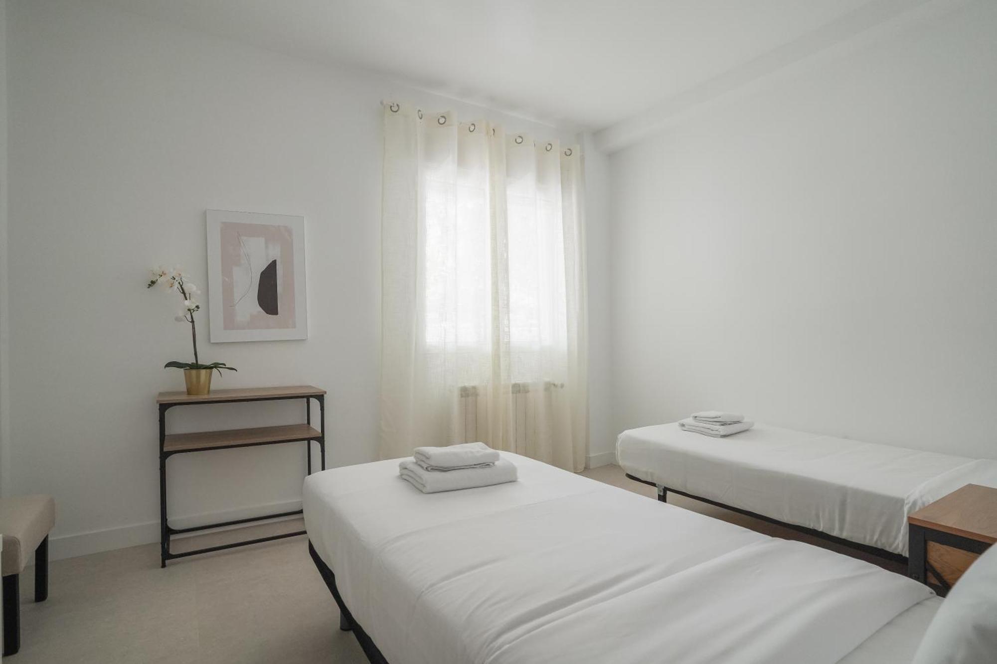 Modern Apartment-2bedrooms 2baths-bernabeu Appartamento