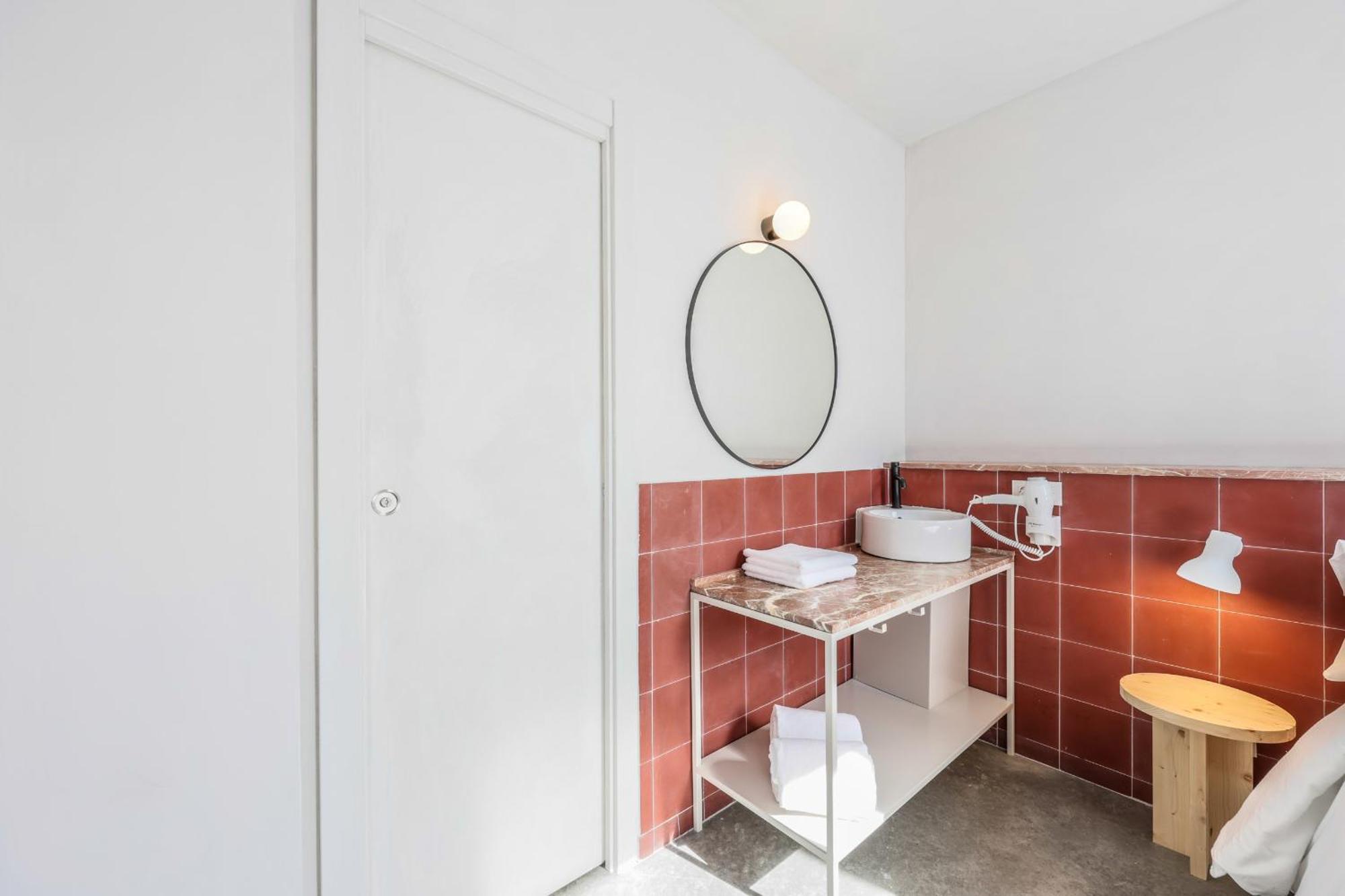 Gasthof Live Coworking - Self Service - Madrid