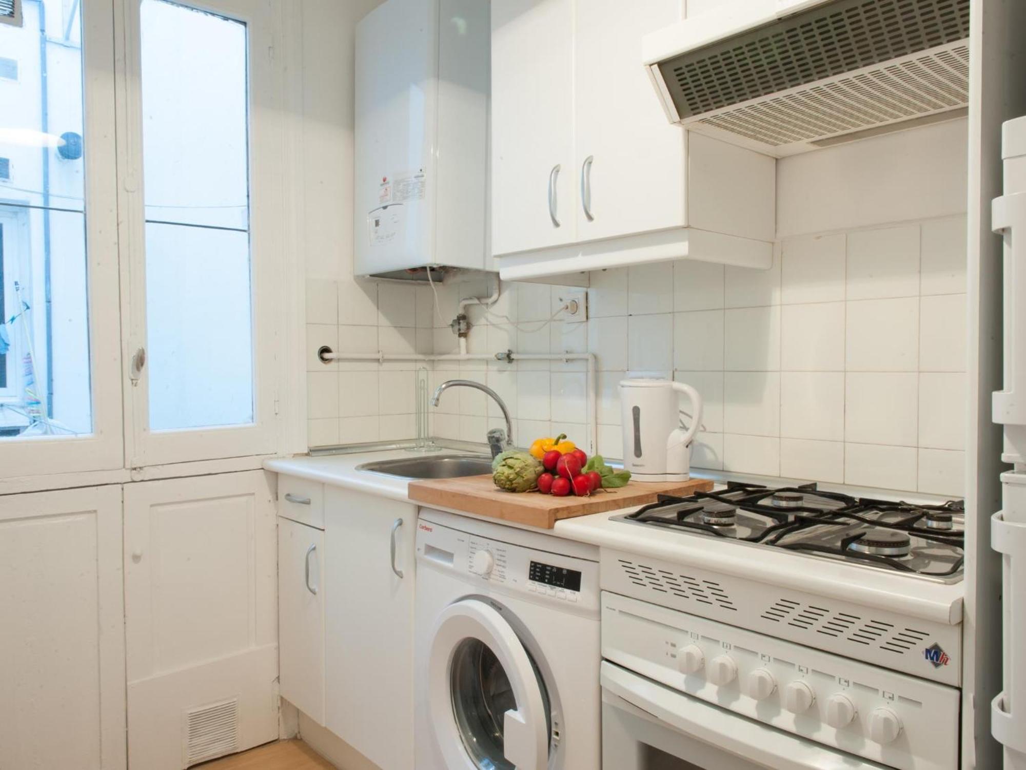 Apartamento Montaber - La Paz Market Madrid