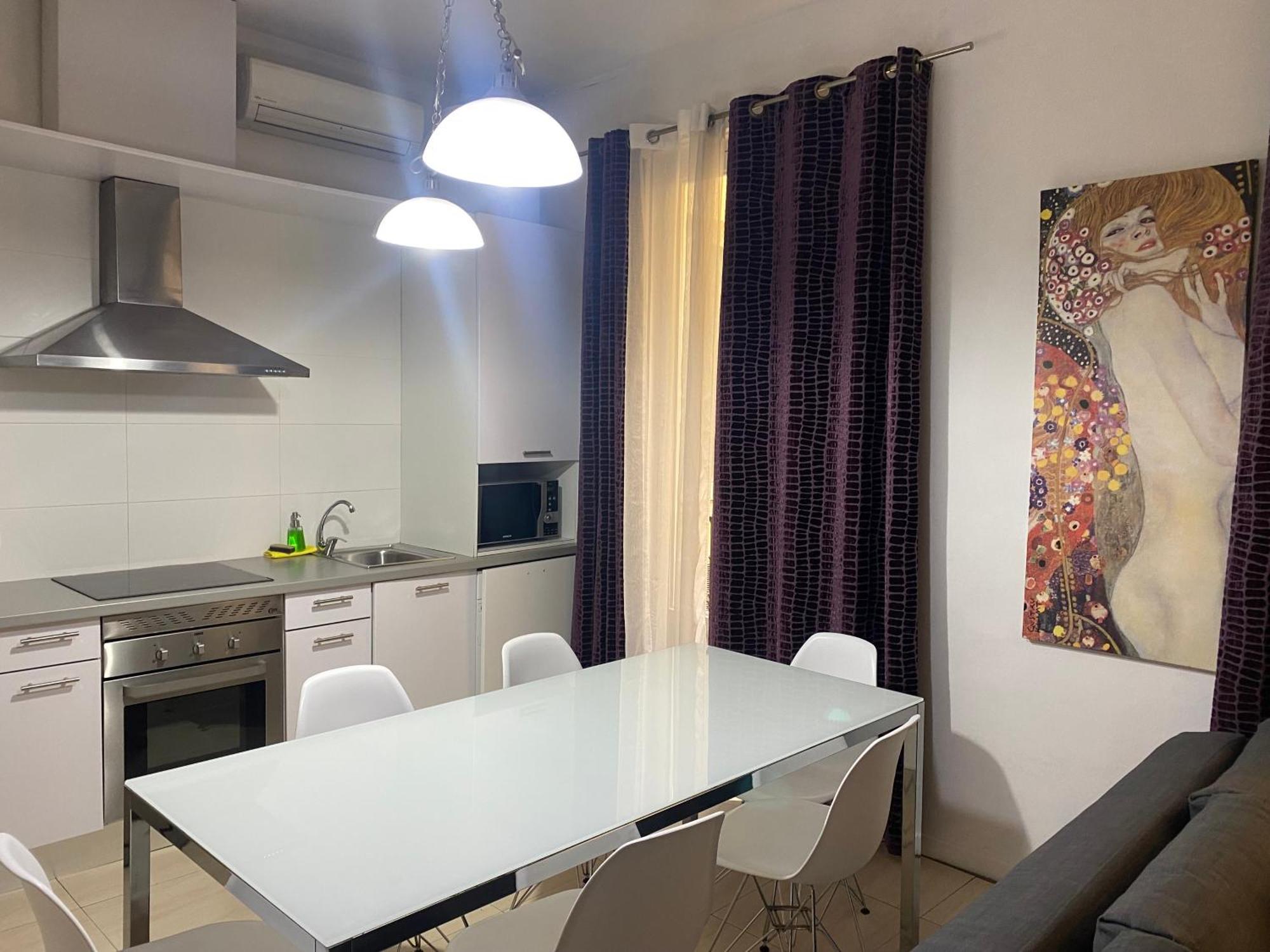 Gasthof Sixrooms Plaza Mayor 4*