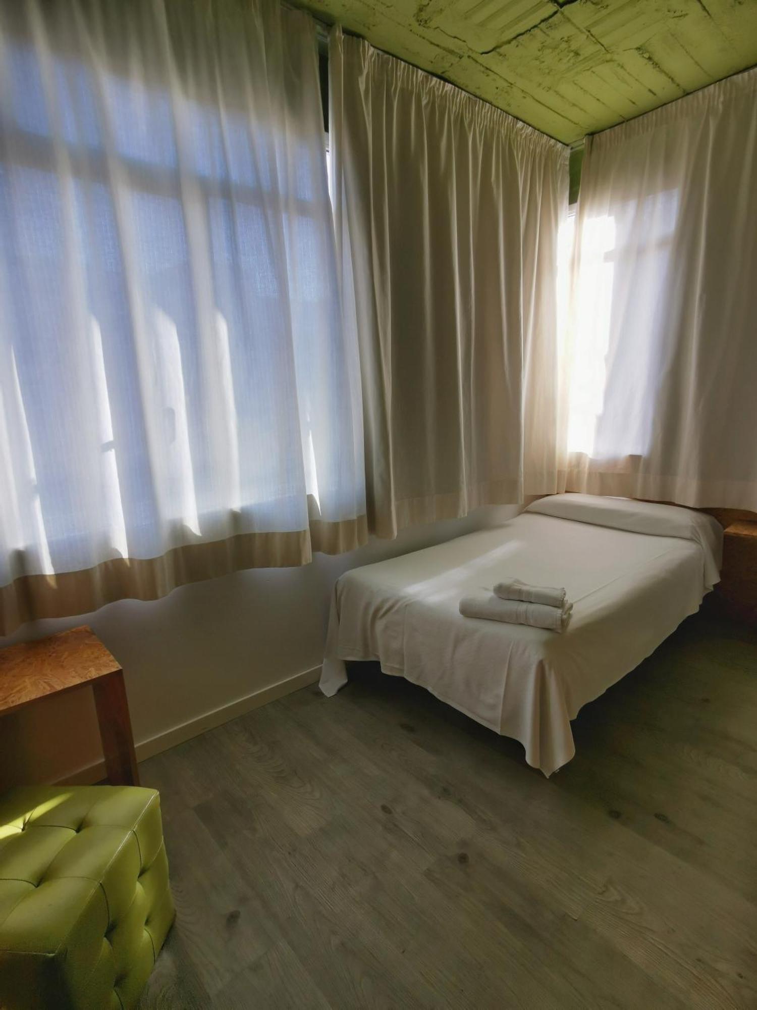 Guest house La De El Chaflan
