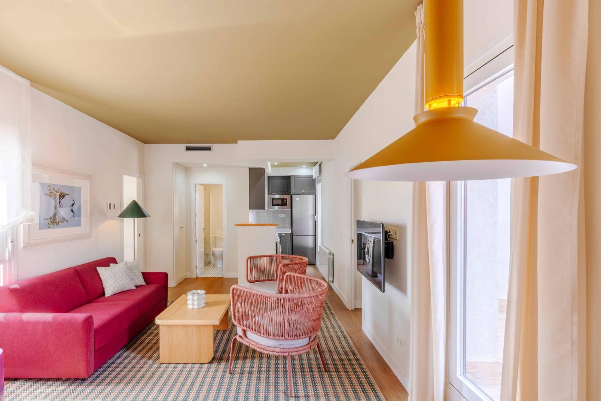 Nomad Latina En Apartamento Madri