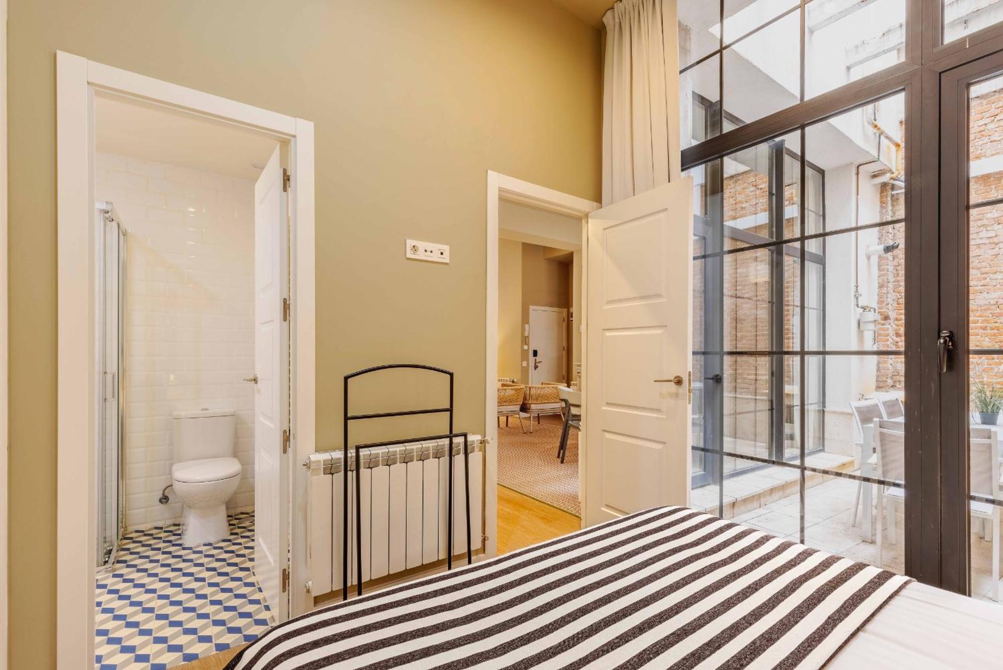 Nomad Latina En Apartamento Madri