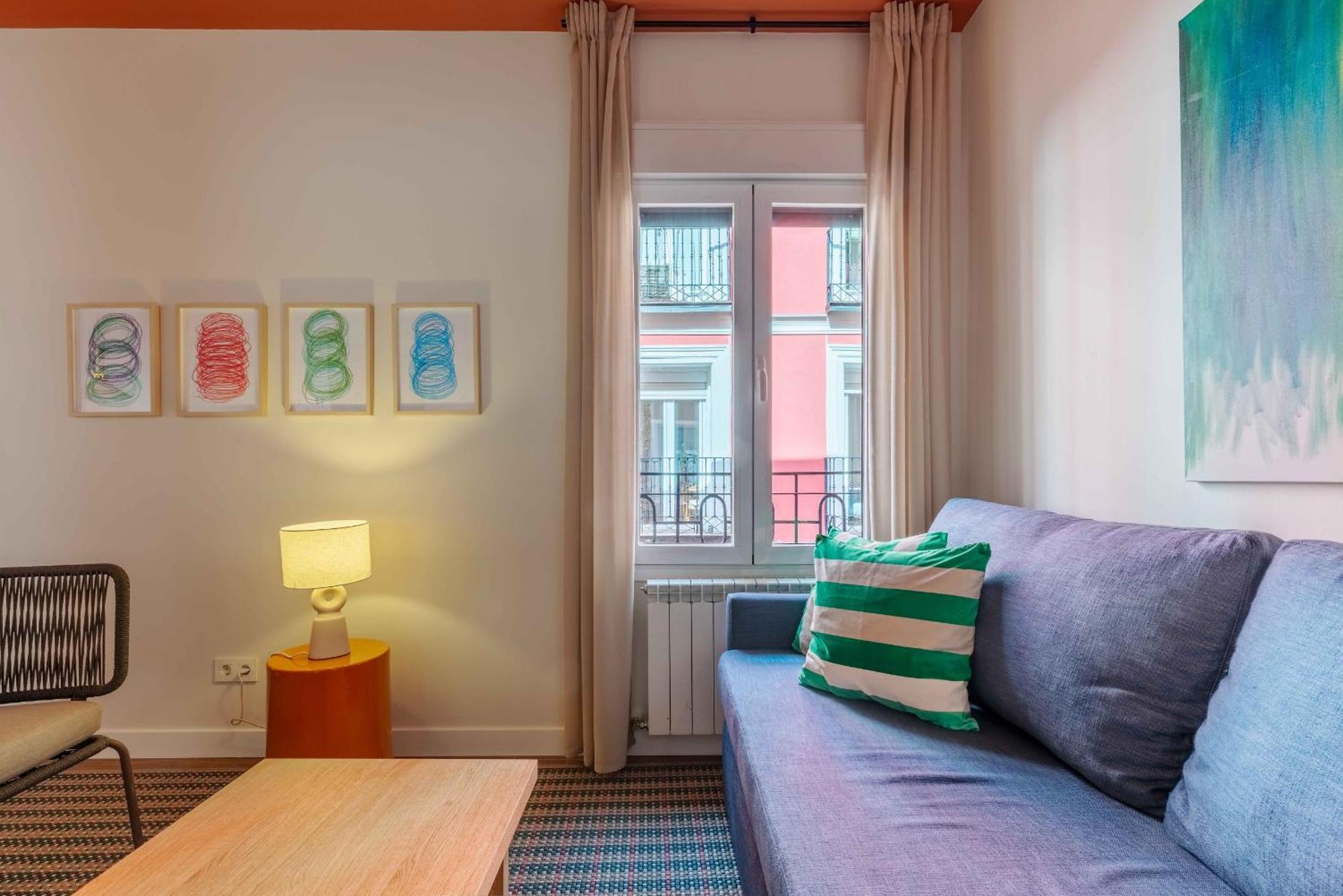 Nomad Latina En Apartamento Madri