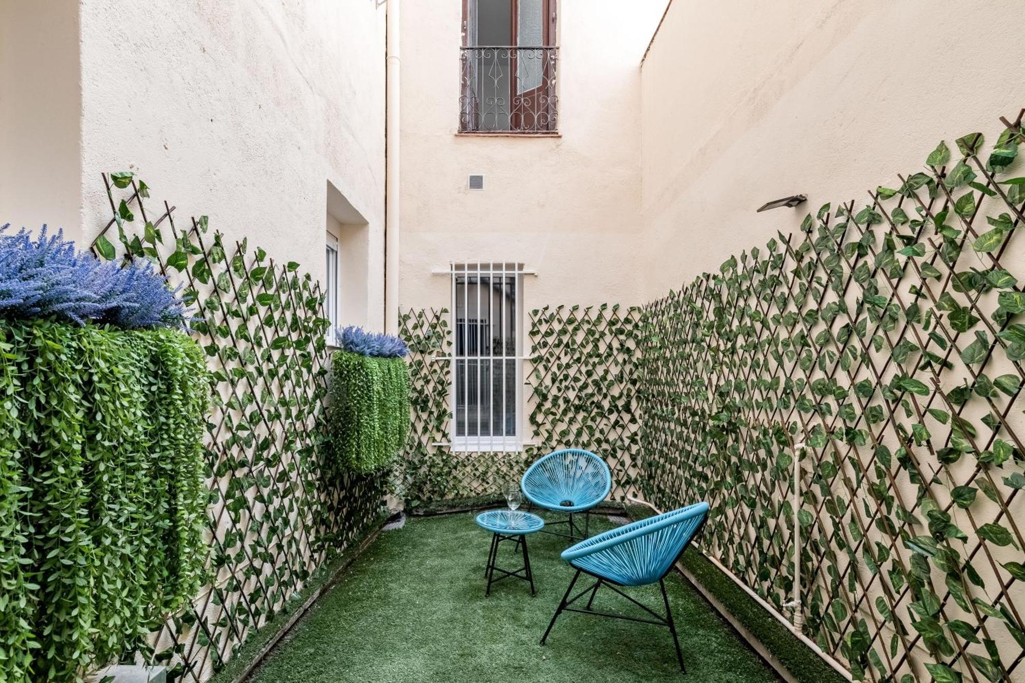 Charming Sol Iii Madri