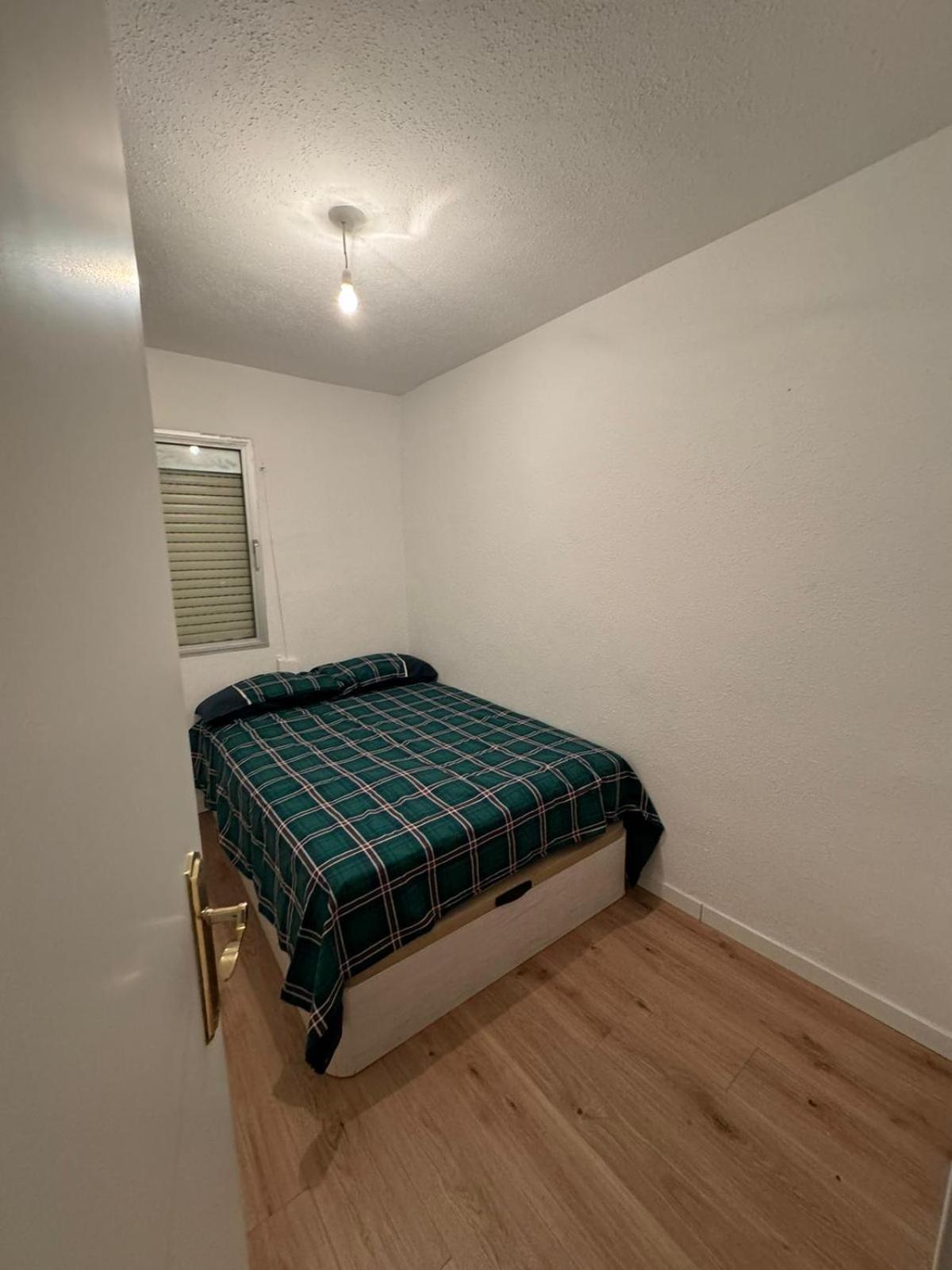 Guest house Basic Madrona 3*