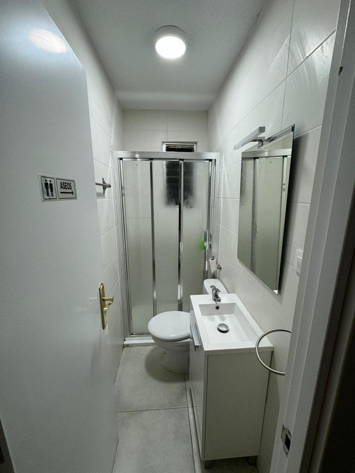Basic Madrona Guest house 3*
