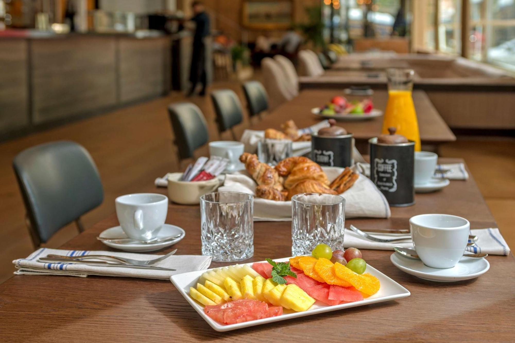 Hotel Nh Collection Suecia 5*
