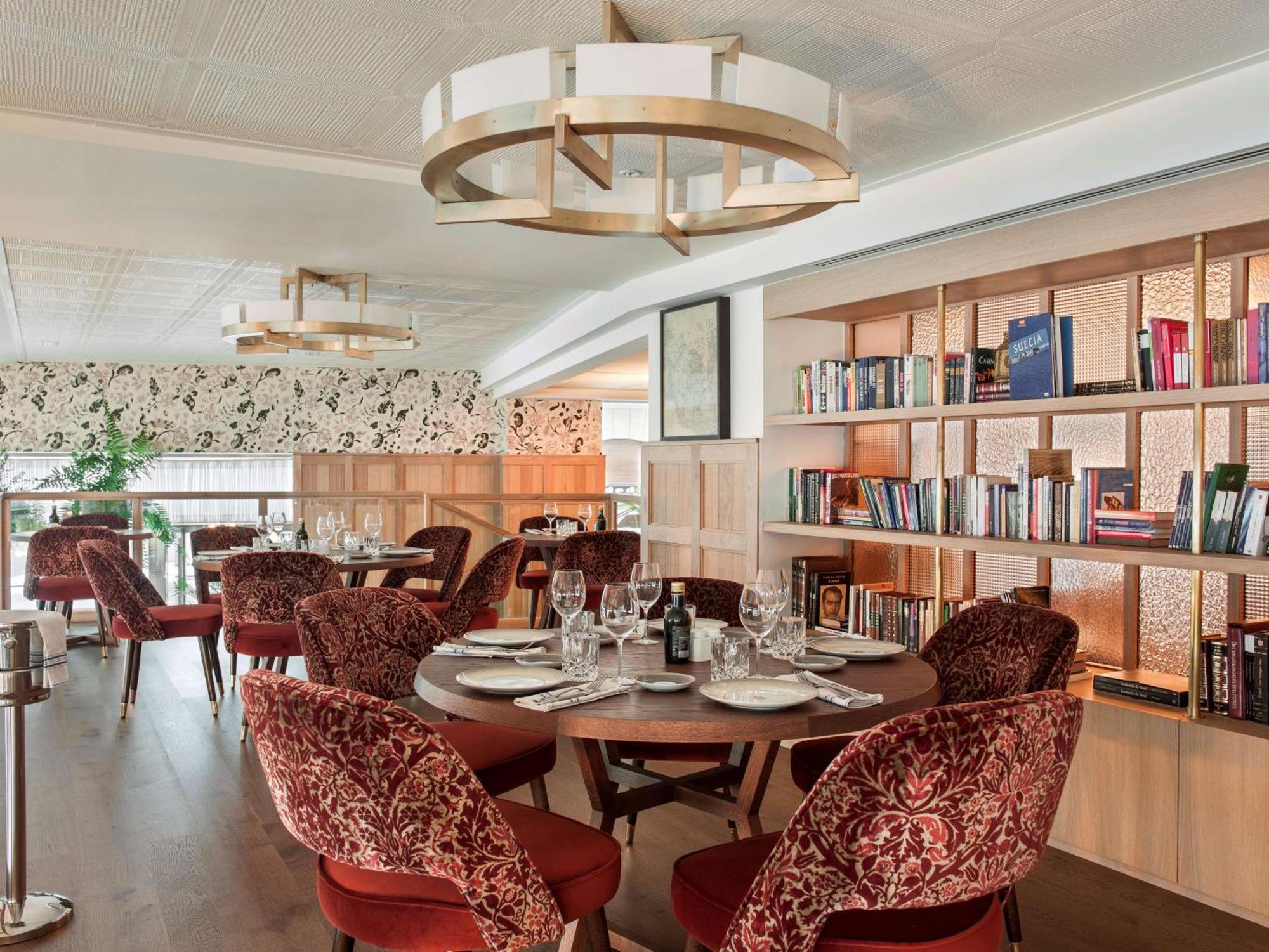 Nh Collection Suecia Hotel