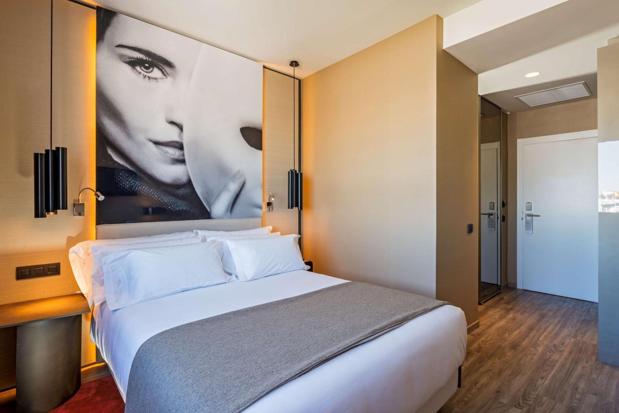 Nh Collection Suecia Hotel 5*