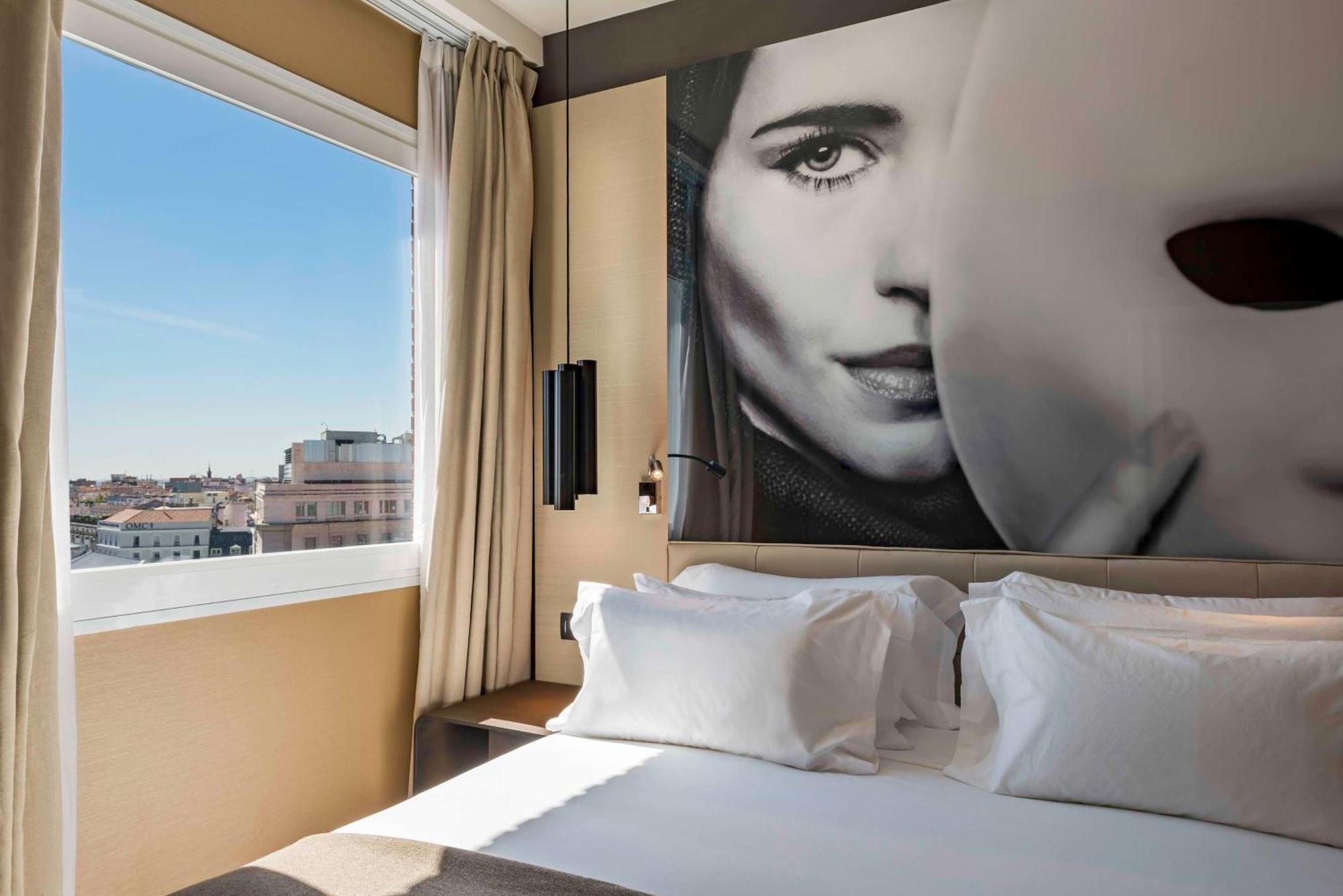 Hotel Nh Collection Suecia 5*