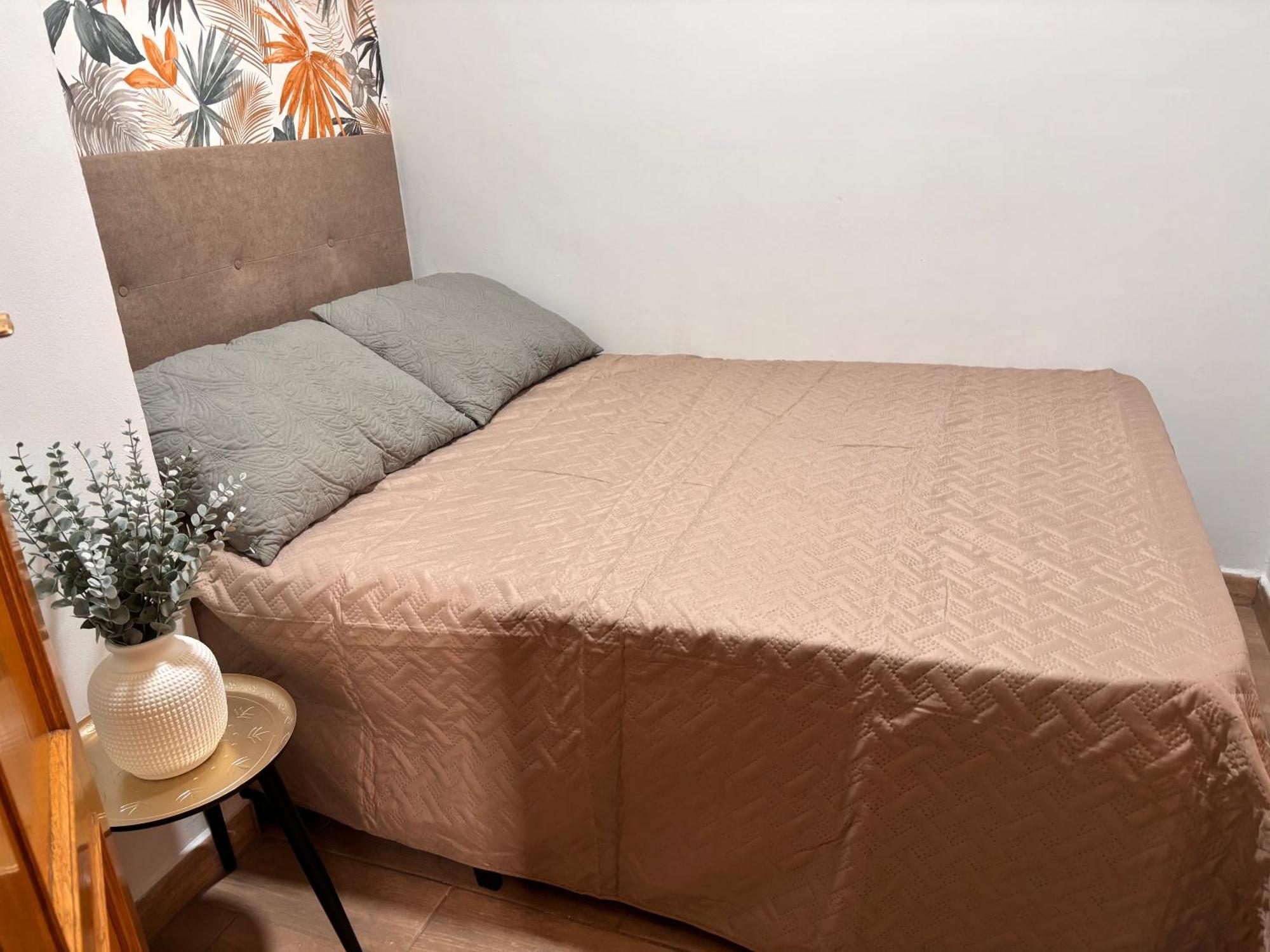 Apartamento For Coqueto Temporal De Dos En El Corazon De Sgv63 *