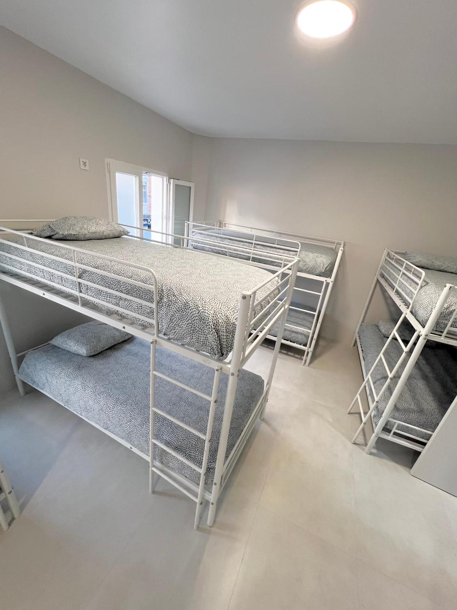 Hostel Hn