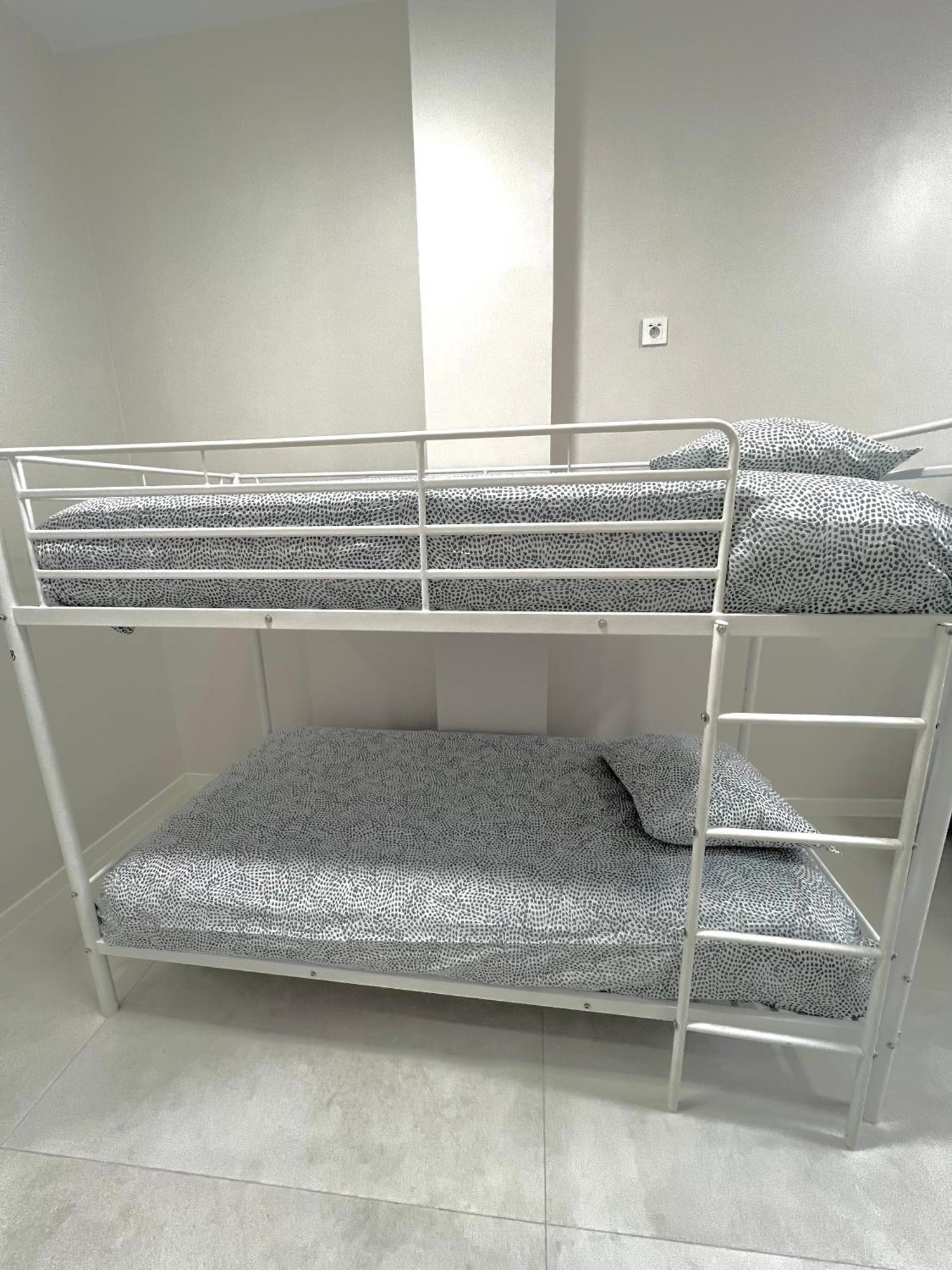 Oasis Albergue Madri