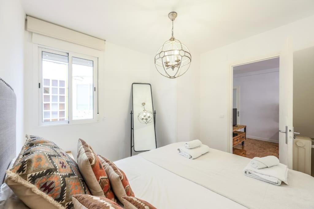 Urban Oasis In - Steps From River Manzanares Appartement *
