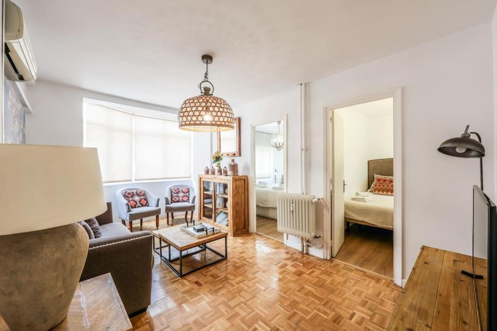 Appartement Urban Oasis In - Steps From River Manzanares Madrid