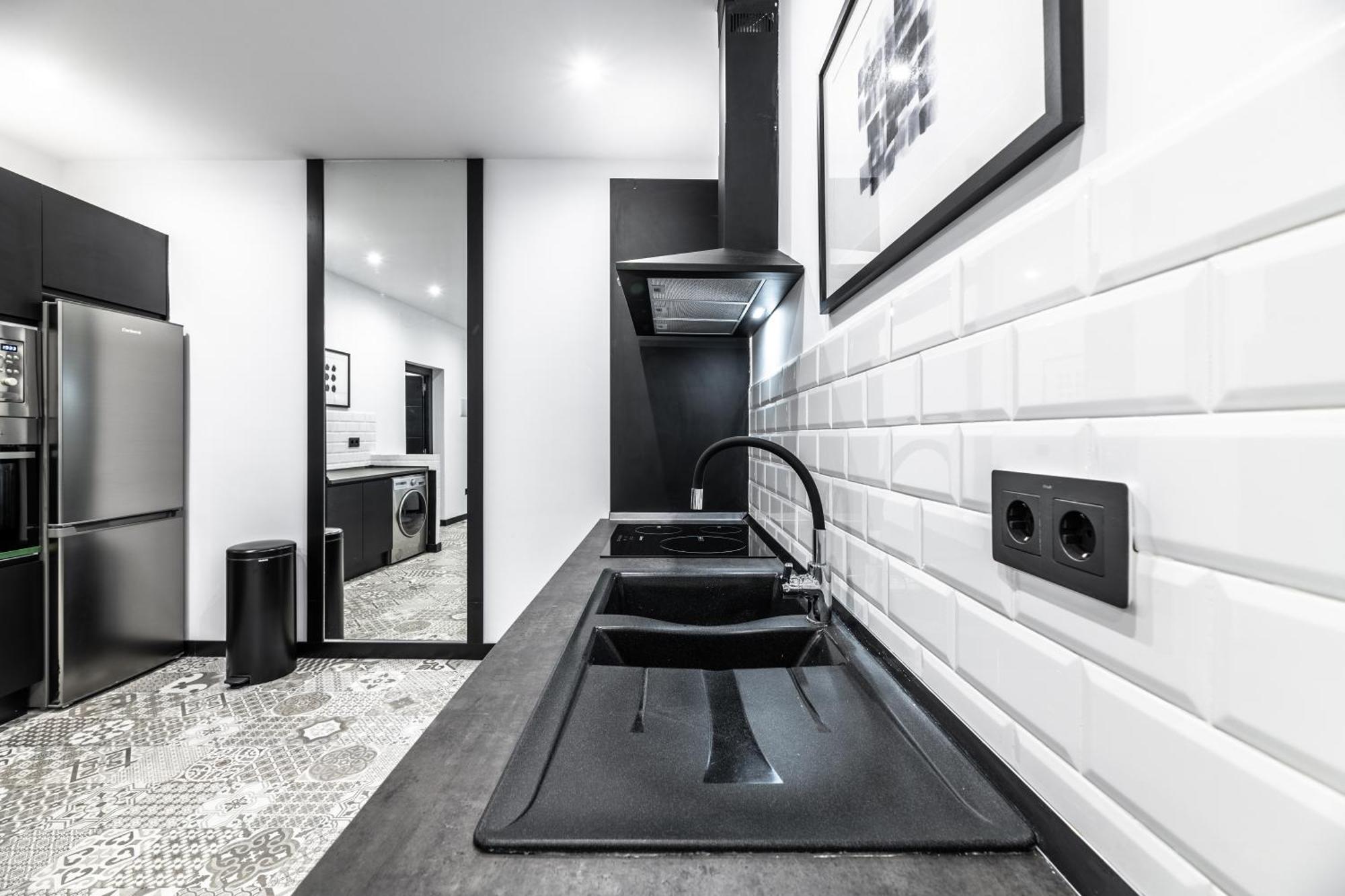 Gran Via Suite, By Presidence *