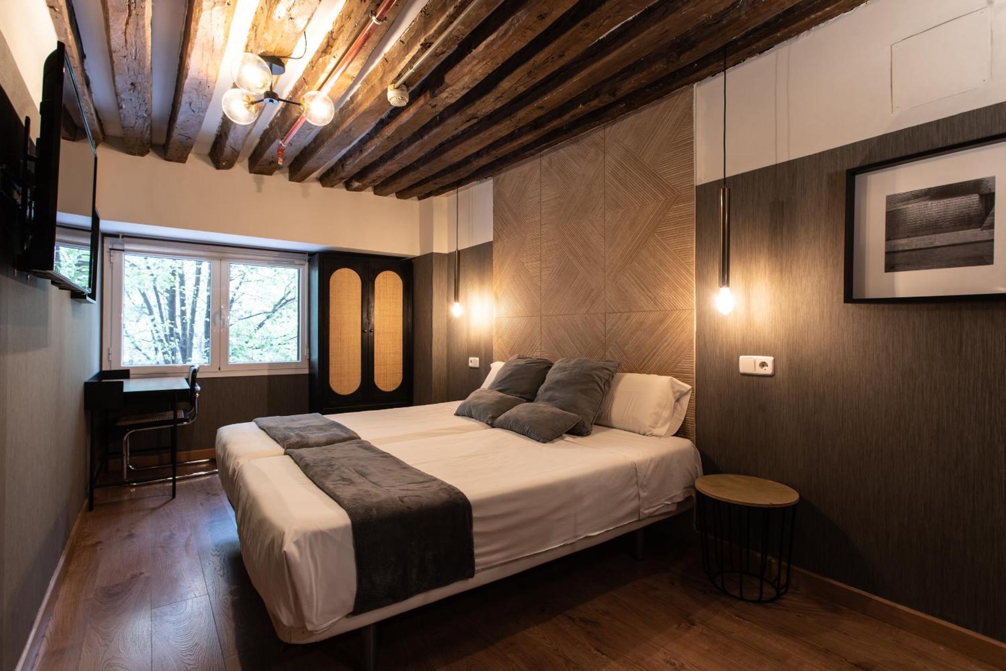 Zinc Apartment *