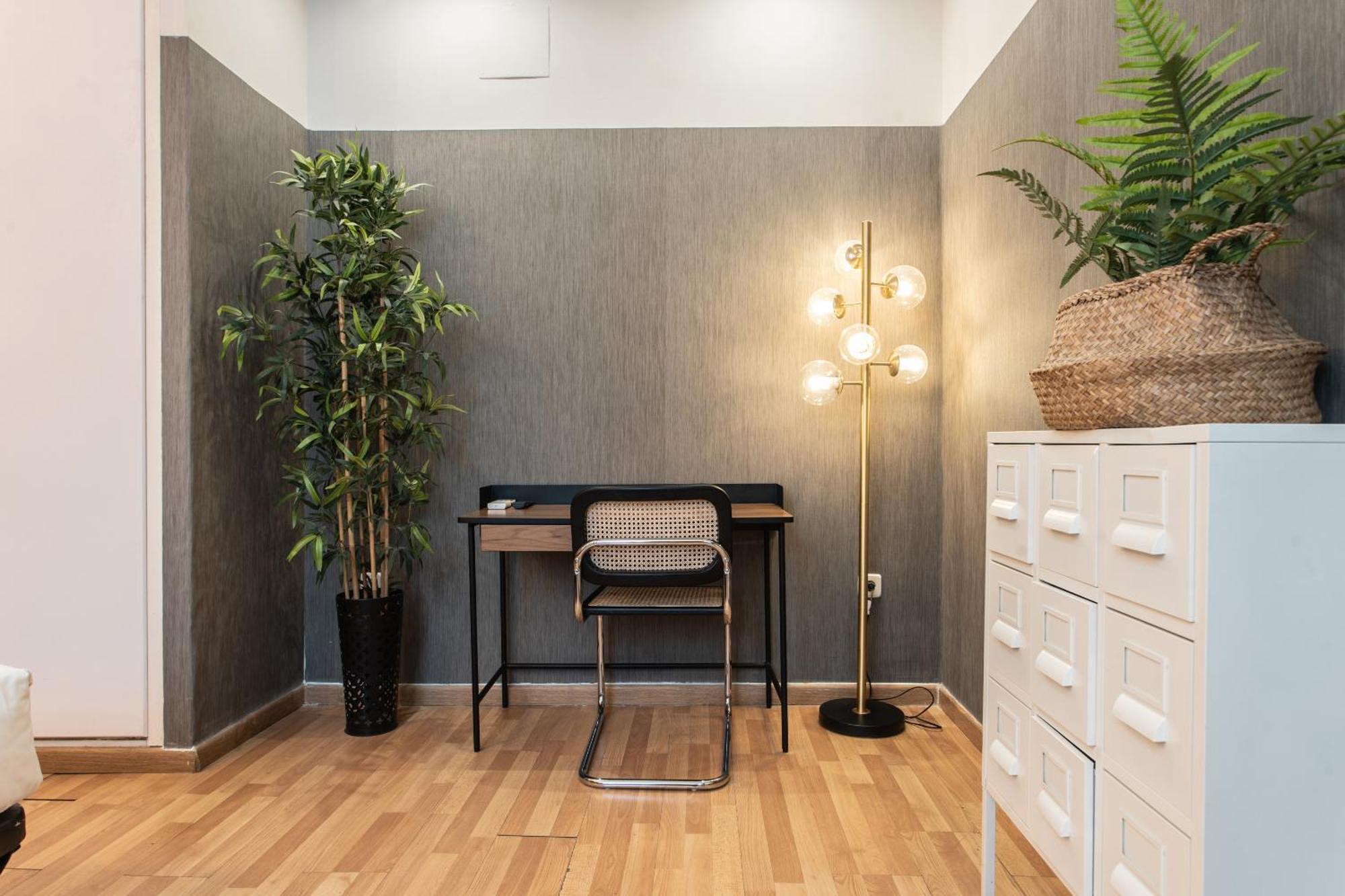 Apartment Zinc